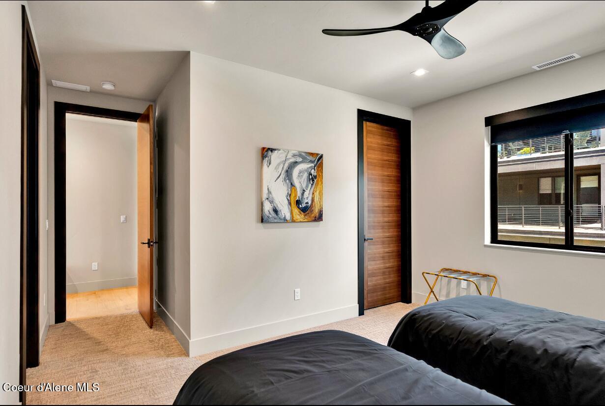 Coeur D'alene, Idaho, 83814, United States, 4 Bedrooms Bedrooms, ,4 BathroomsBathrooms,Residential,For Sale,1927385