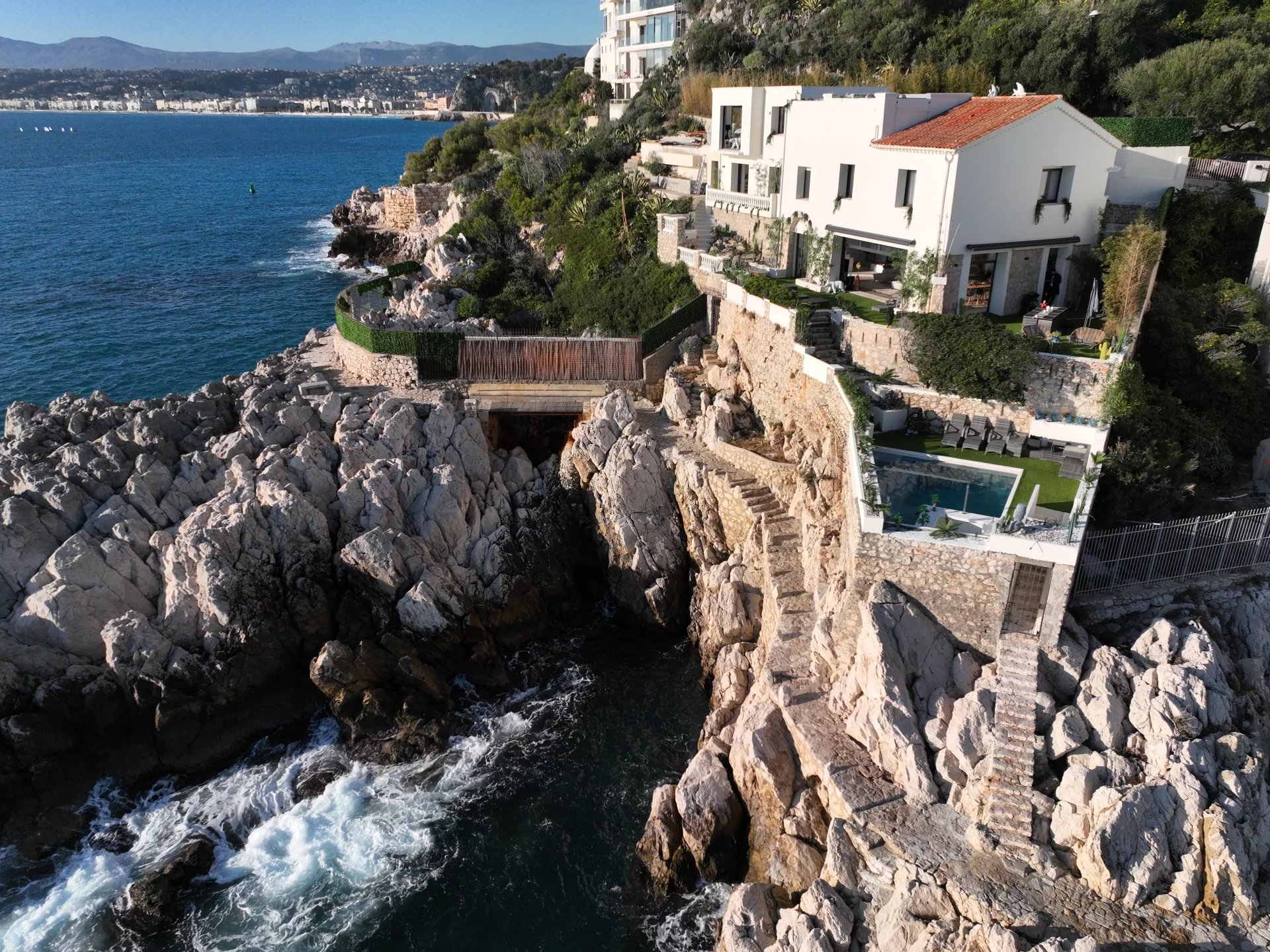 Nice, Provence-Alpes-Côte d’Azur, 06000, FR, 4 Bedrooms Bedrooms, ,6 BathroomsBathrooms,Residential,For Sale,1442773