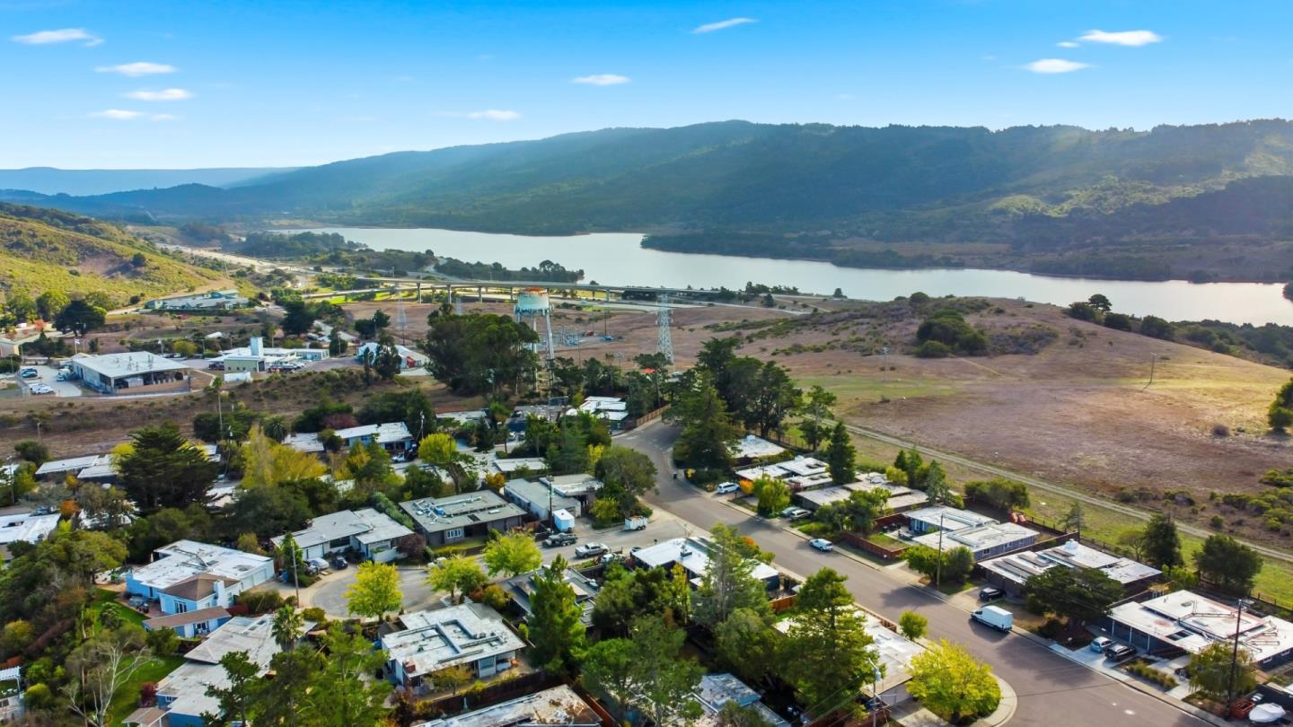 San Mateo, California, 94402, United States, 3 Bedrooms Bedrooms, ,2 BathroomsBathrooms,Residential,For Sale,1989577