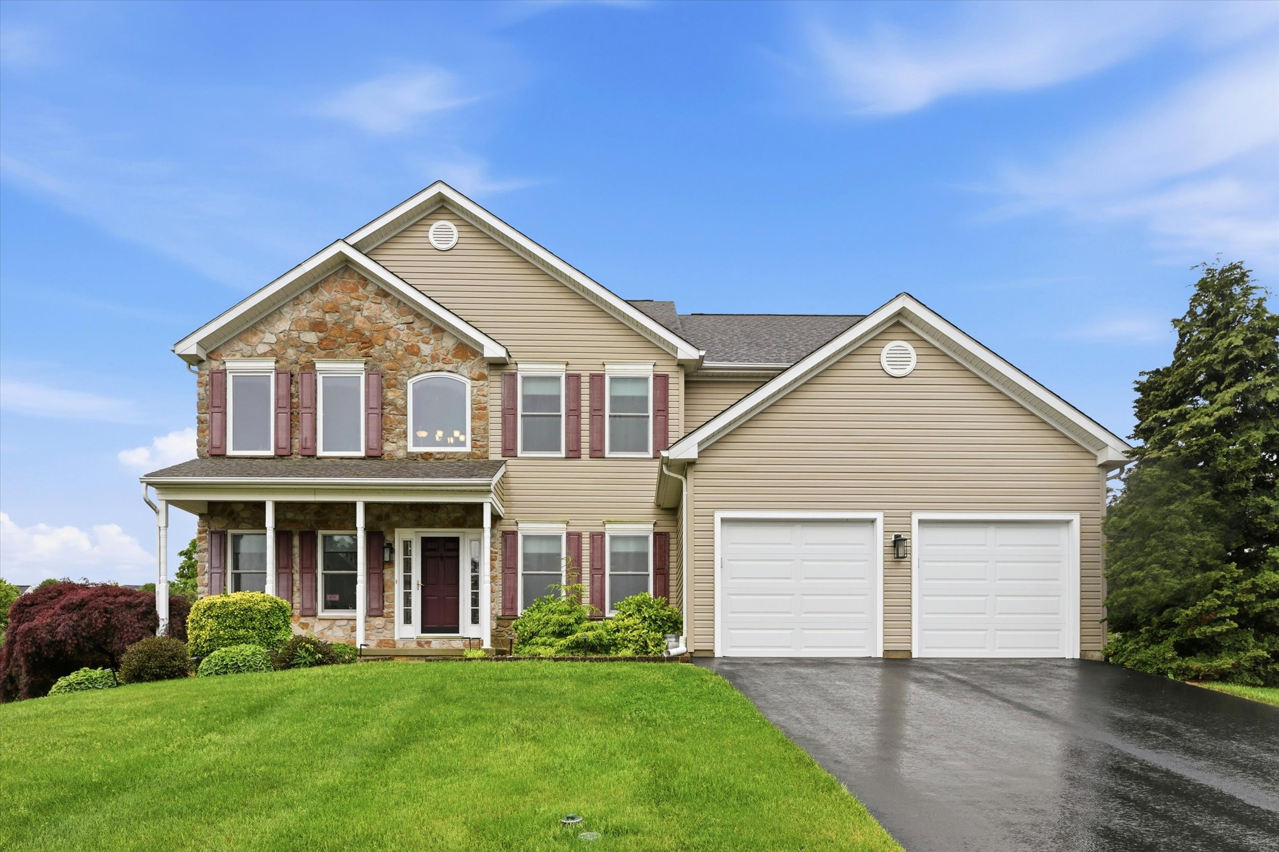Oxford, Pennsylvania, 19363, United States, 4 Bedrooms Bedrooms, ,3 BathroomsBathrooms,Residential,For Sale,2049212