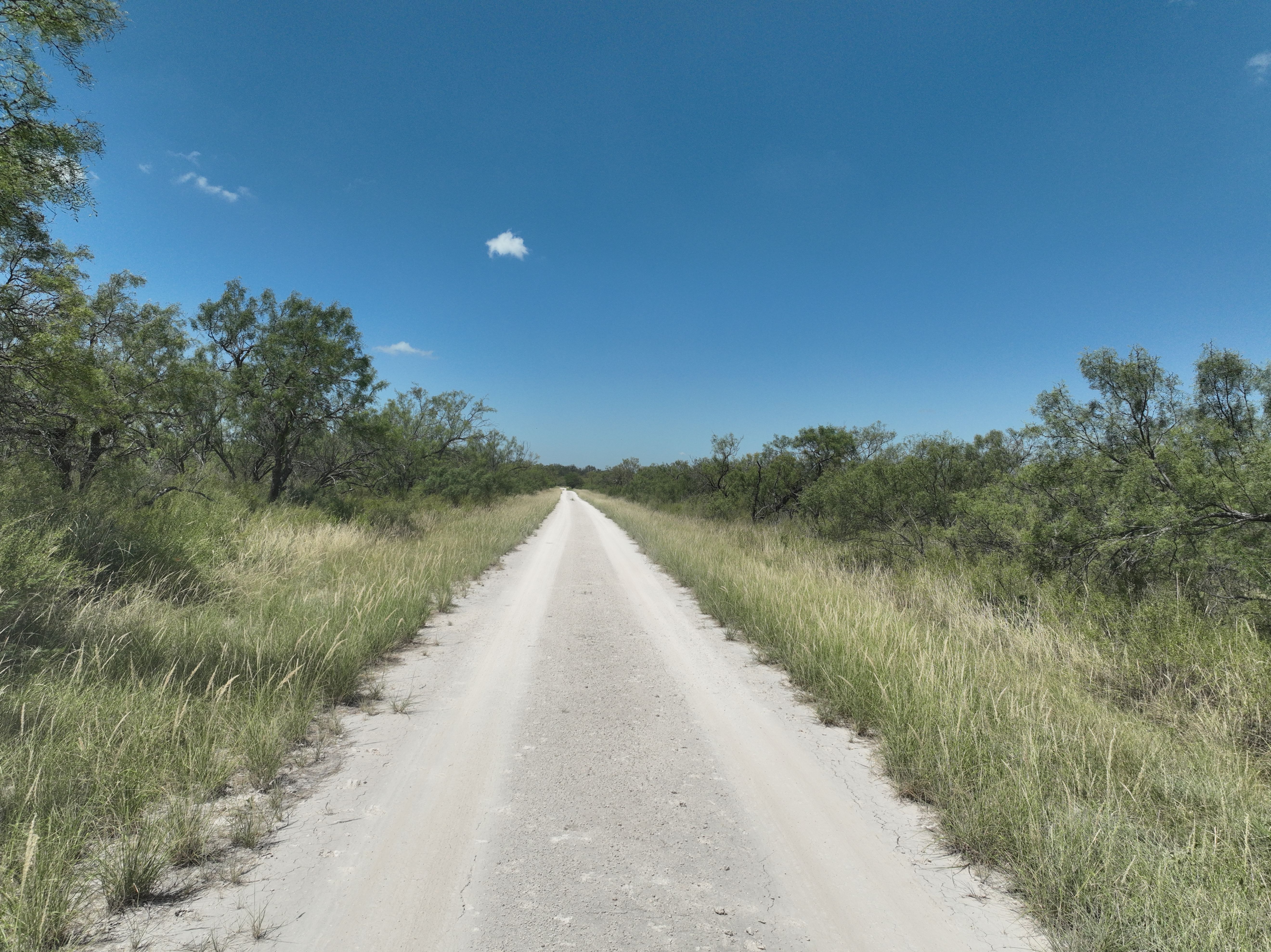  7, 902 +/- Las Moras Creek - 物件實景