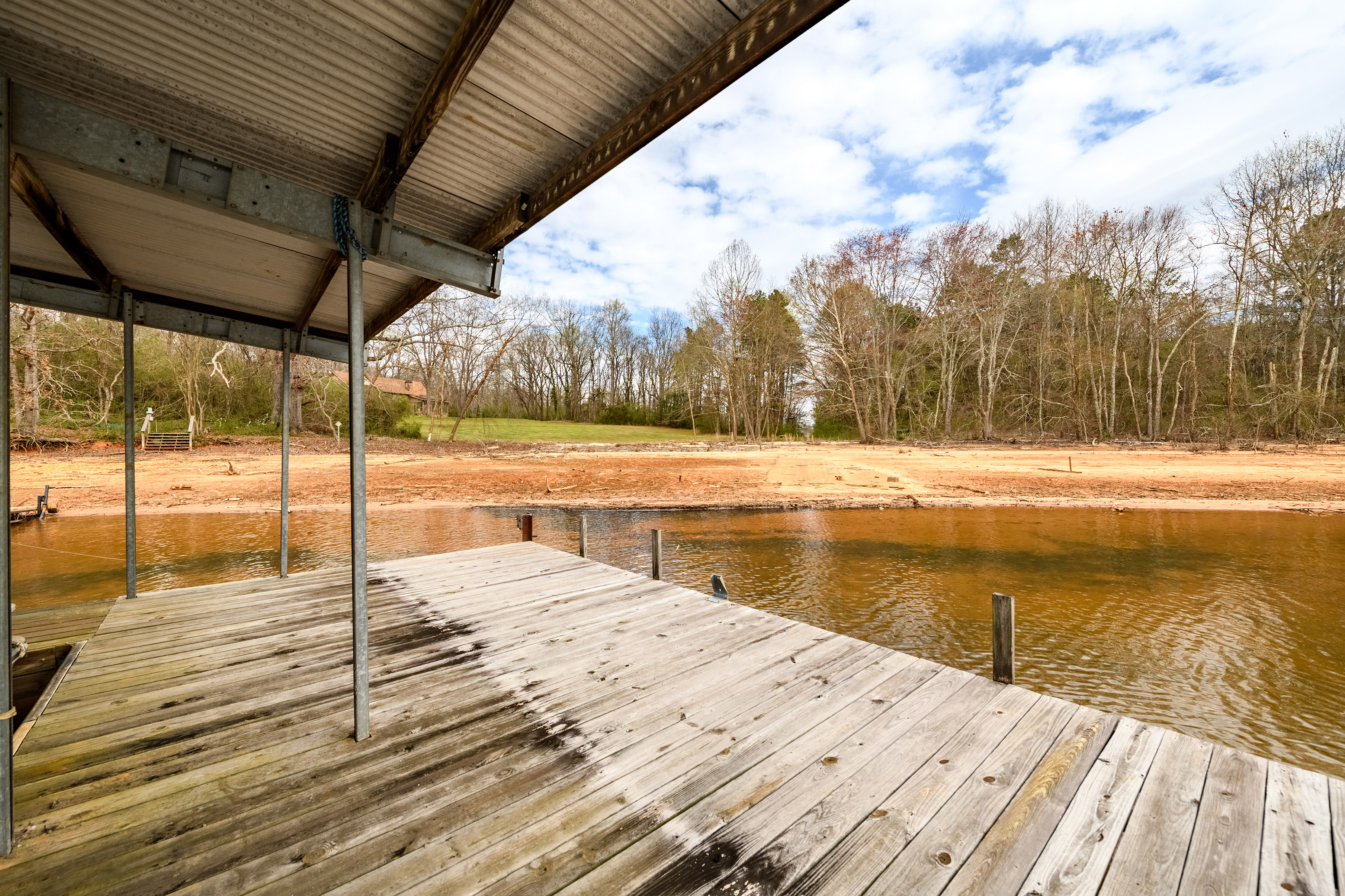  Lakefront Estate with Private Dock, Guest Home and Pool - 物件實景