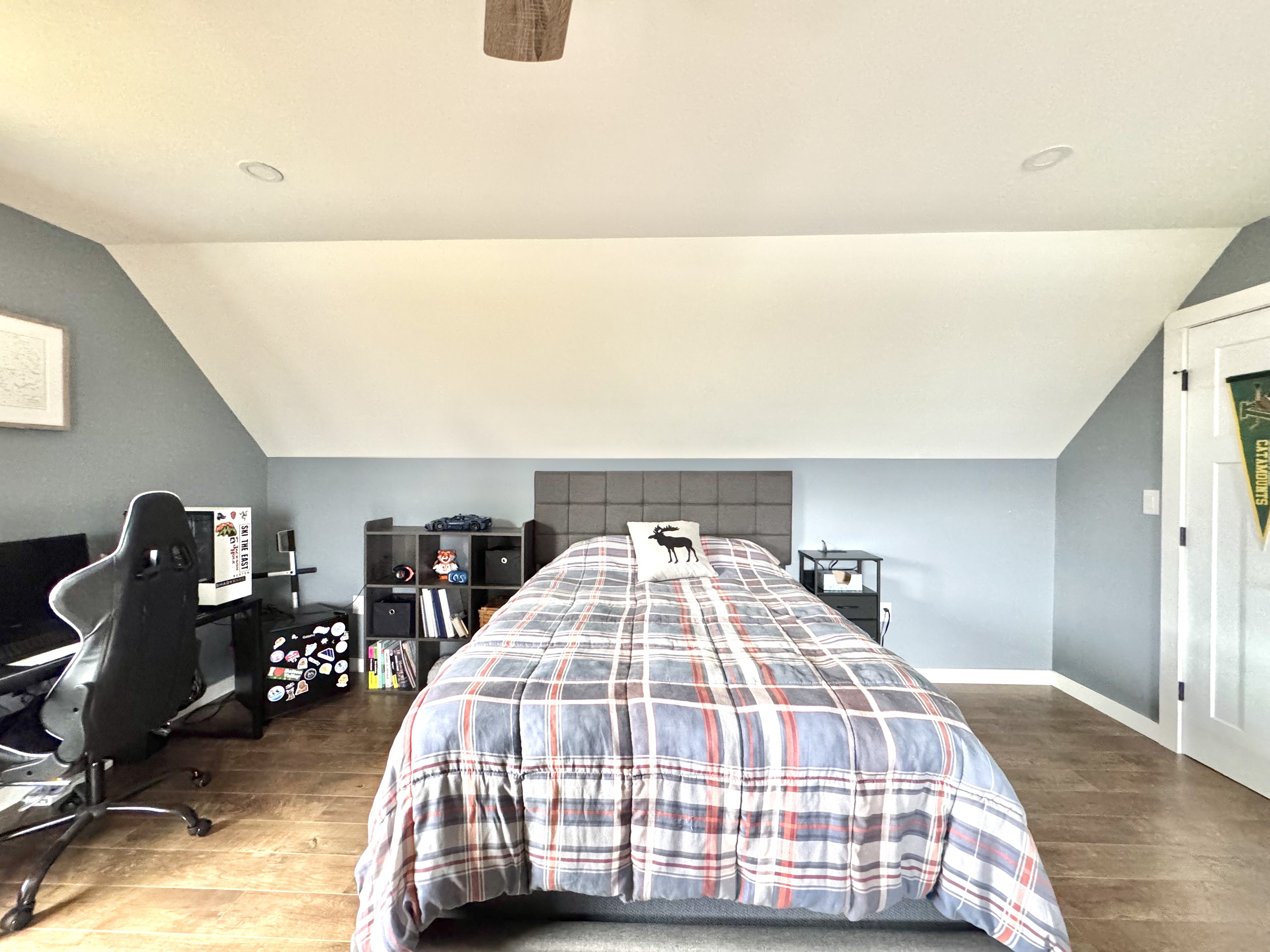 Athens, New York, 12015, United States, 3 Bedrooms Bedrooms, ,3 BathroomsBathrooms,Residential,For Sale,1995415