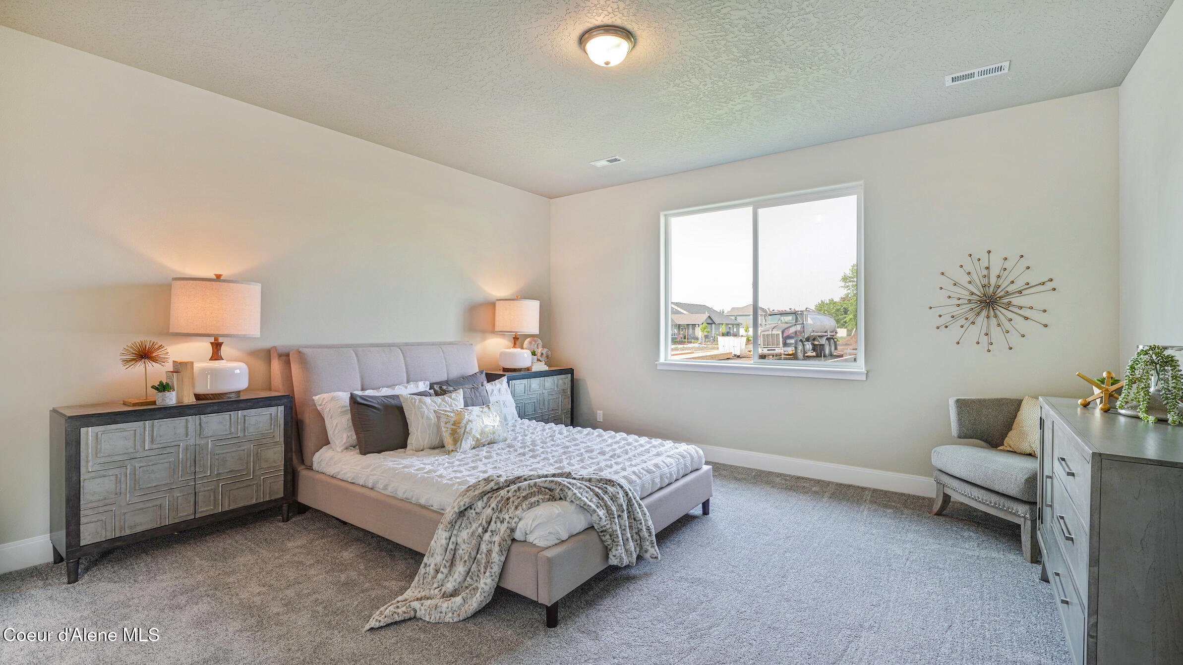 Rathdrum, Idaho, 83858, United States, 3 Bedrooms Bedrooms, ,Residential,For Sale,1998961