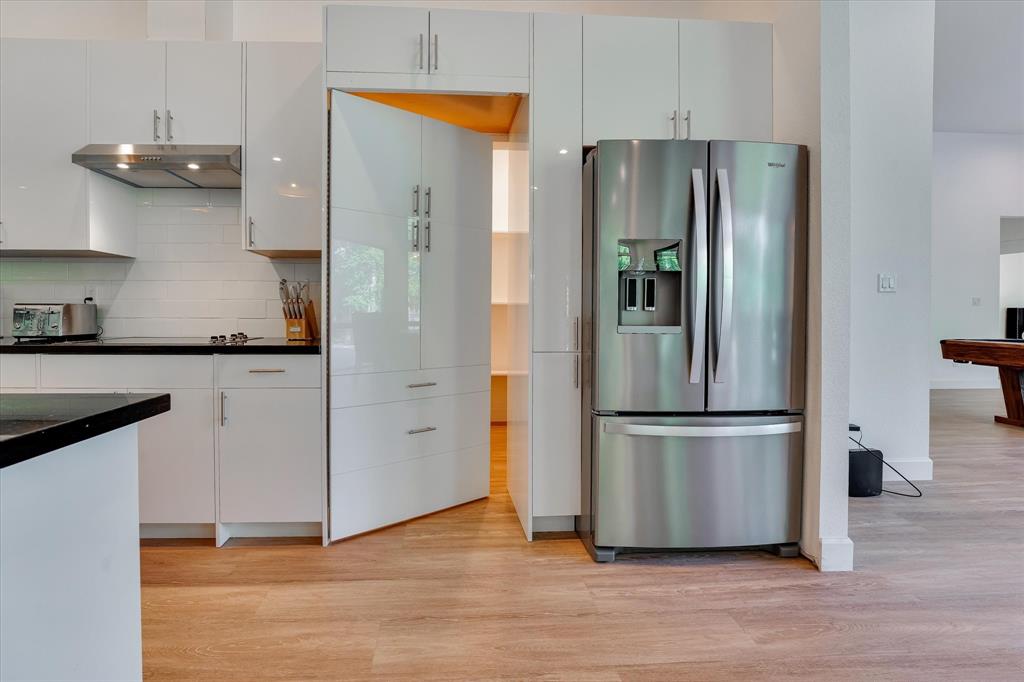 Conroe, Texas, 77303, United States, 3 Bedrooms Bedrooms, ,4 BathroomsBathrooms,Residential,For Sale,1976413