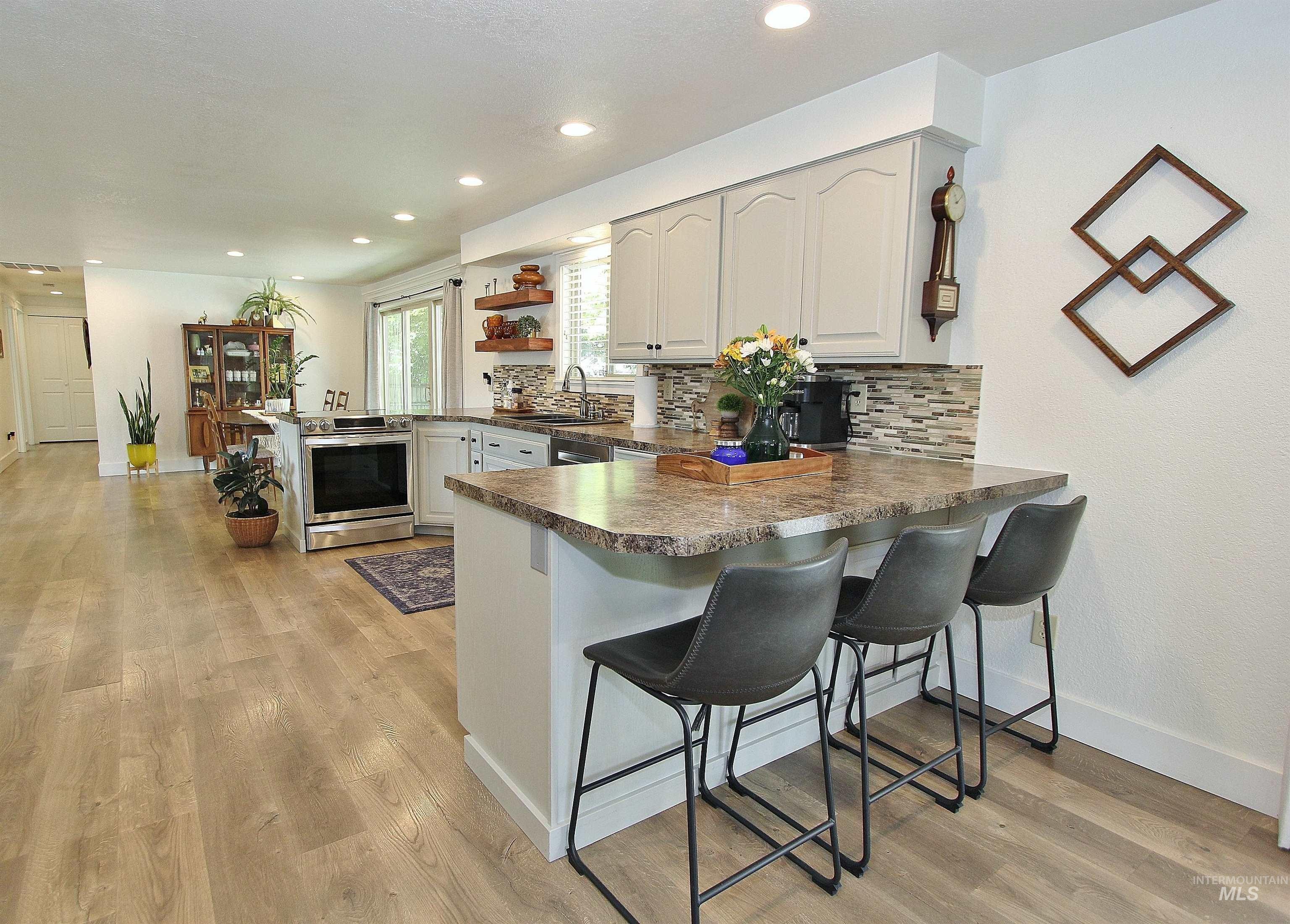 10973 Mohawk Pl, Boise, Idaho, 83709, United States, 5 Bedrooms Bedrooms, ,2 BathroomsBathrooms,Residential,For Sale,10973 Mohawk Pl,1434225