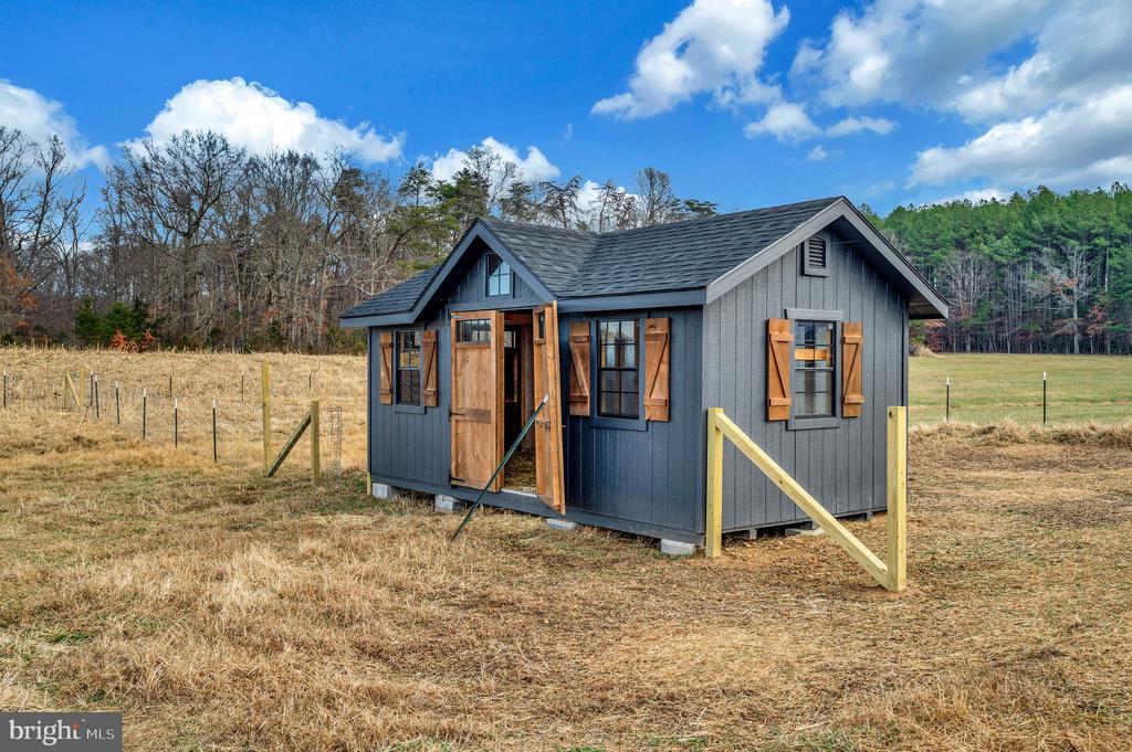 Bealeton, Virginia, 22712, United States, 4 Bedrooms Bedrooms, ,3 BathroomsBathrooms,Residential,For Sale,2002871