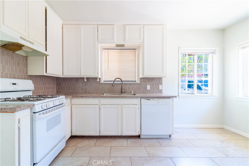 Lancaster, California, 93534, United States, ,Residential,For Sale,1904351