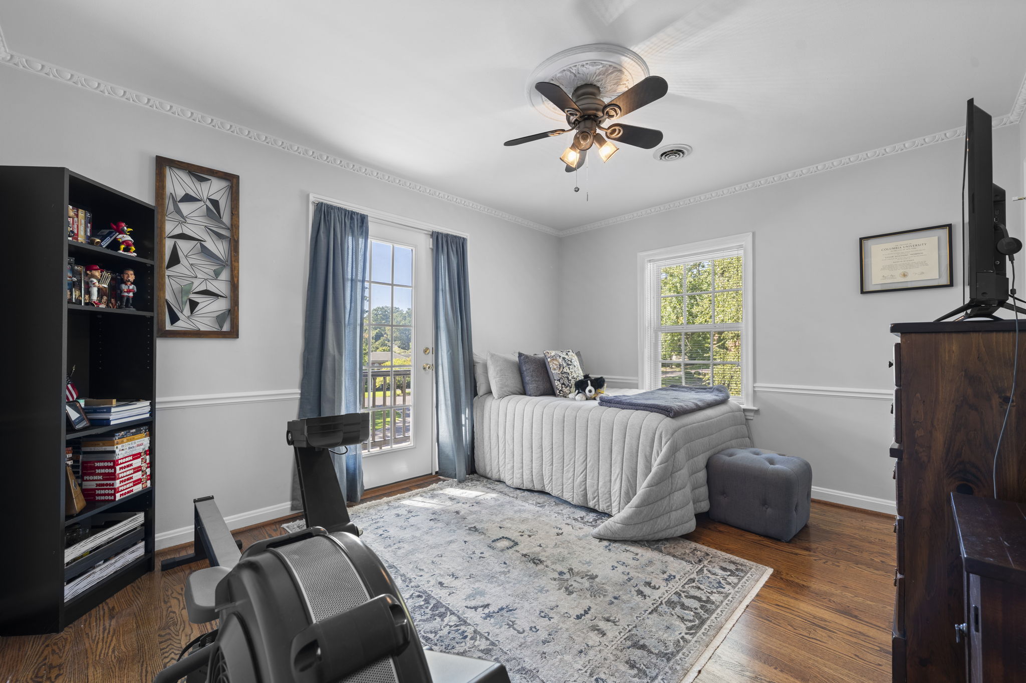  This classic Berkshire home offers curb appeal galore - 物件實景