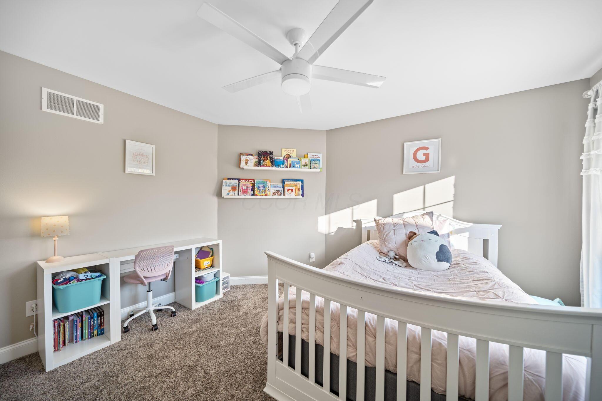 New Albany, Ohio, 43054, United States, 4 Bedrooms Bedrooms, ,3 BathroomsBathrooms,Residential,For Sale,1988234