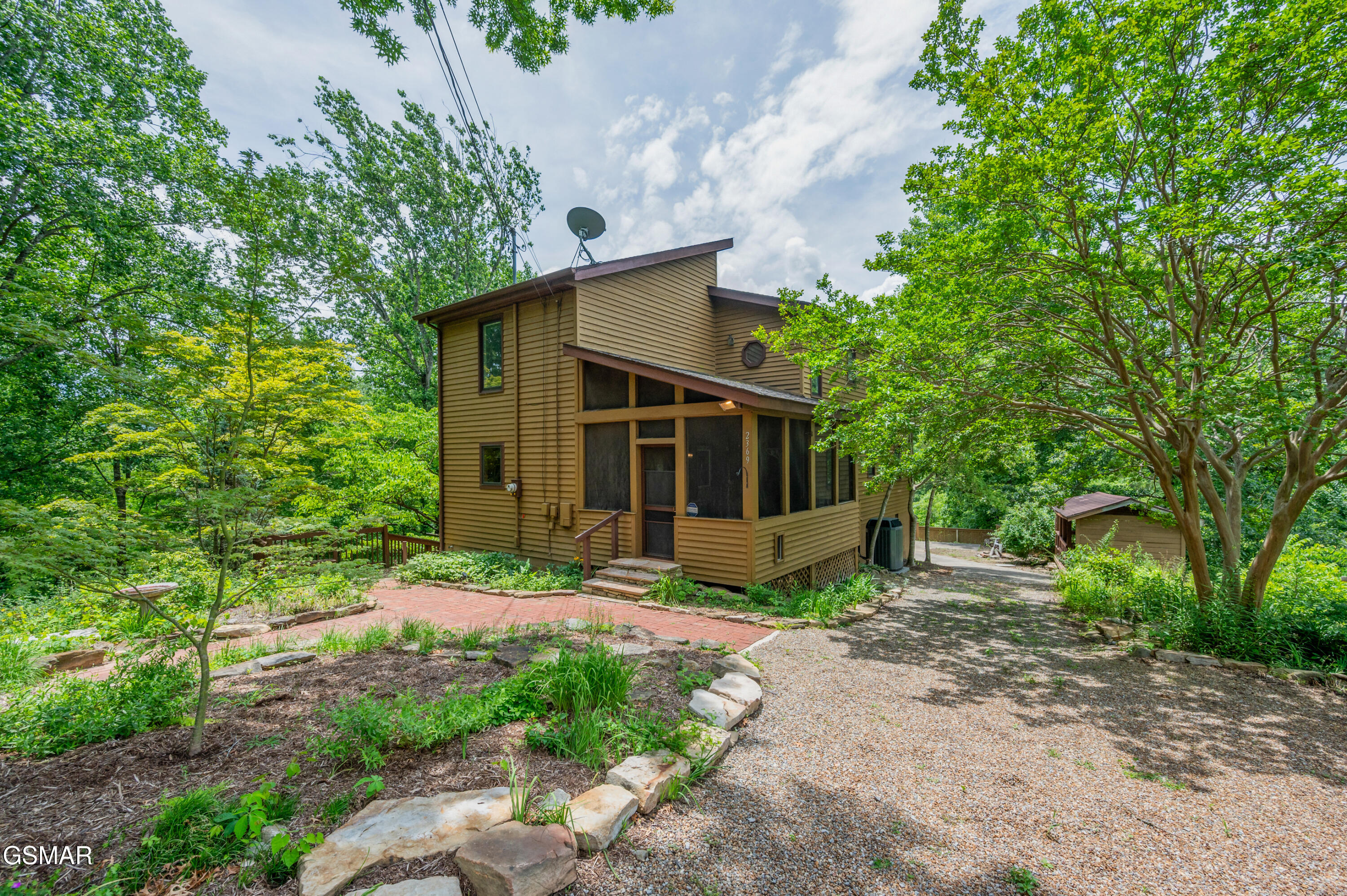 Pigeon Forge, Tennessee, 37863, United States, 3 Bedrooms Bedrooms, ,3 BathroomsBathrooms,Residential,For Sale,1978276