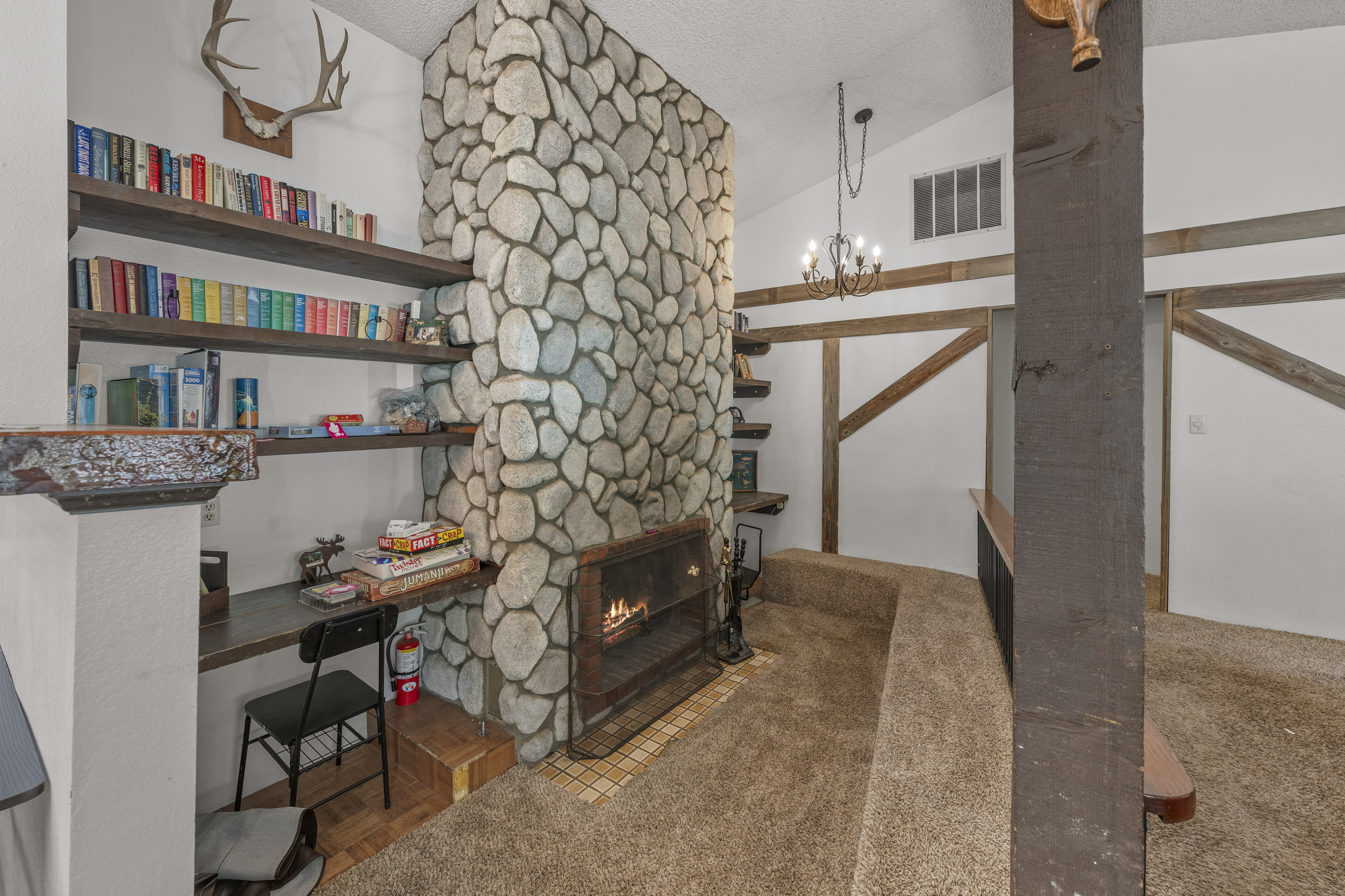  42640 La Cerena Avenue, Big Bear Lake, CA 92315 - 物件實景