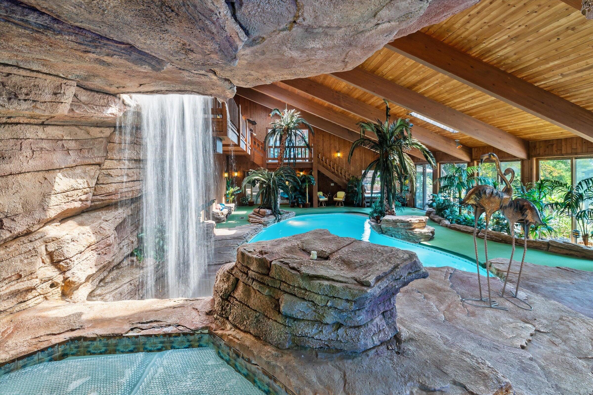 Menomonee Falls, Wisconsin, 53051, United States, 4 Bedrooms Bedrooms, ,4 BathroomsBathrooms,Residential,For Sale,1794328