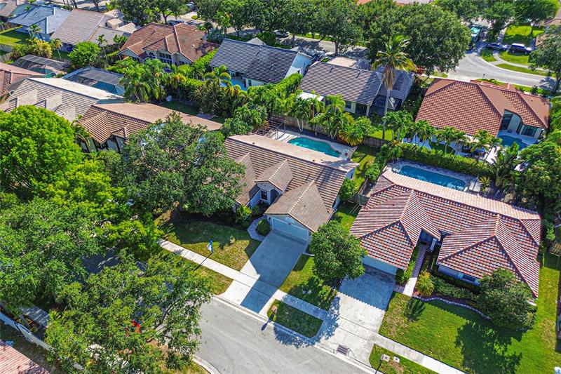 Plantation, Florida, 33322, United States, 4 Bedrooms Bedrooms, ,2 BathroomsBathrooms,Residential,For Sale,1829242