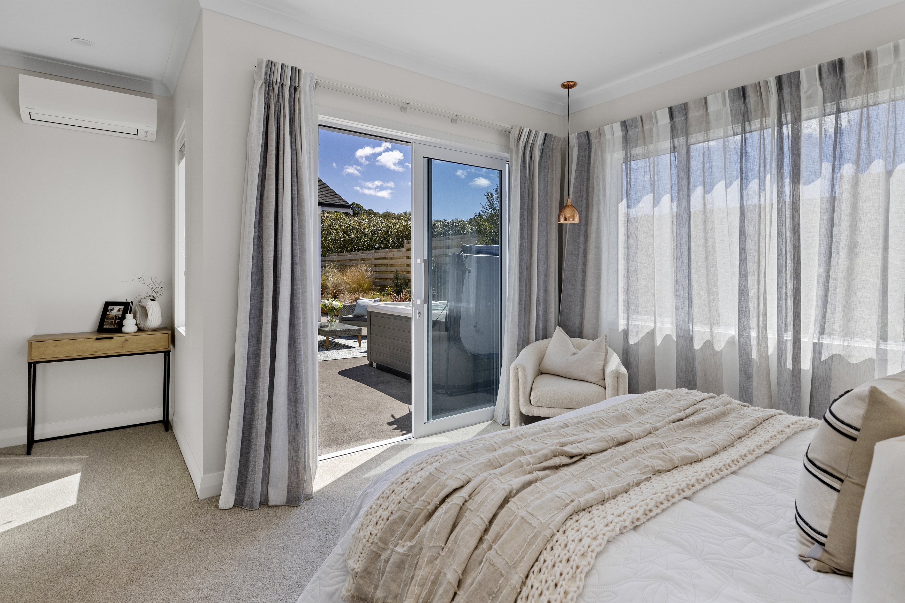  Private, Sun-Filled and Effortlessly Refined - 物件實景