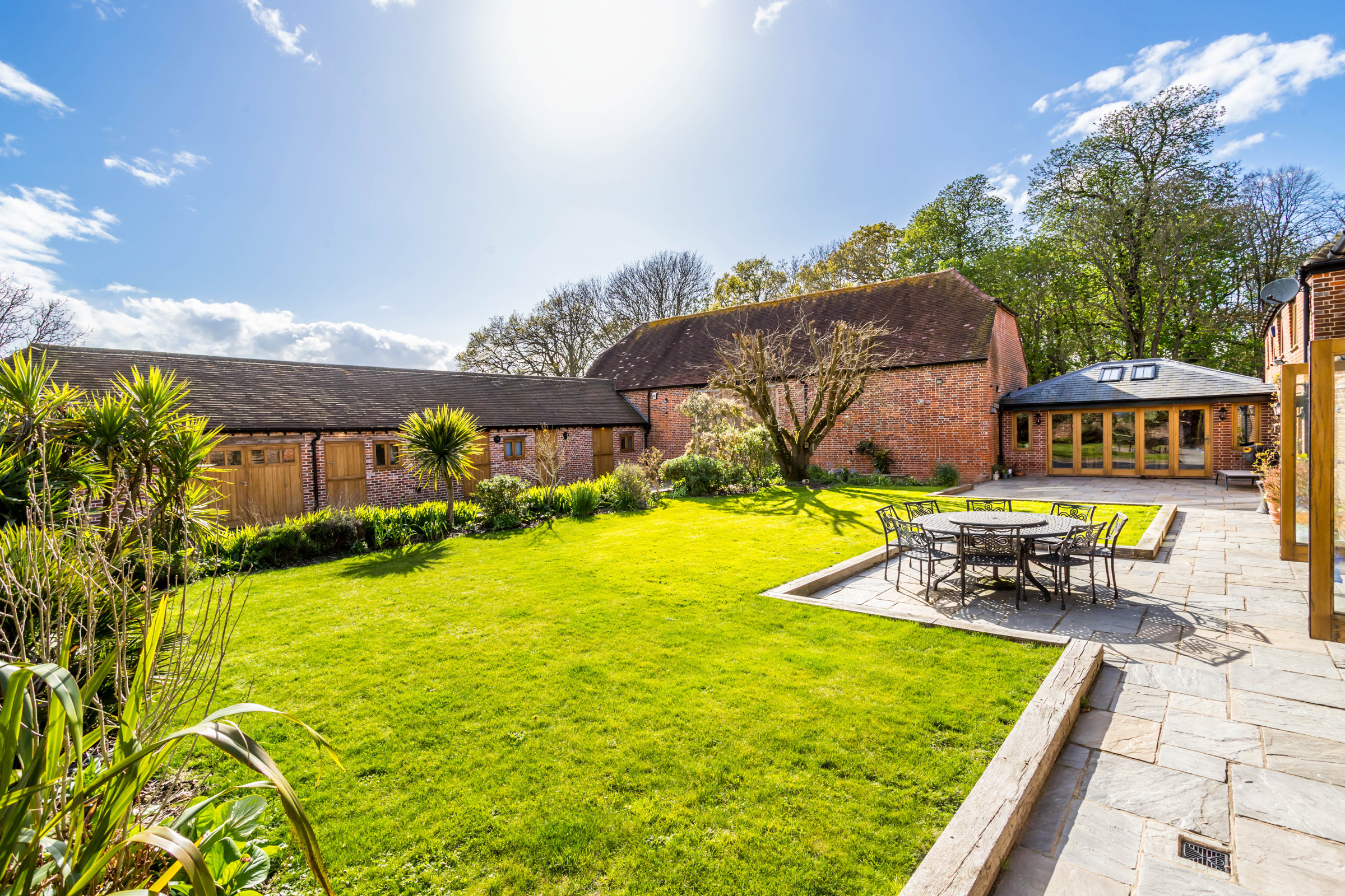  Exceptional Country Residence amongst five acres in the West Sussex Countryside - 物件實景