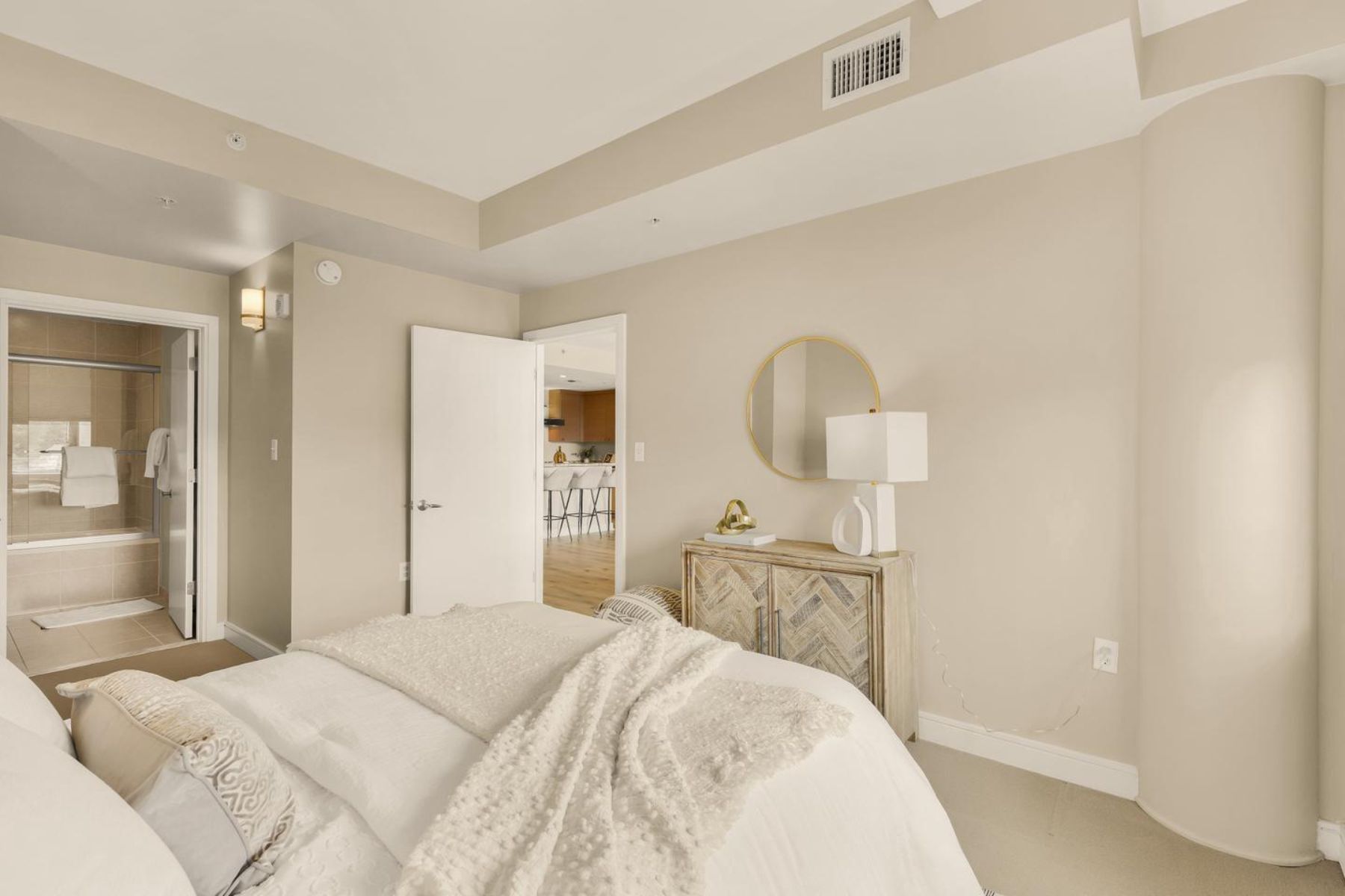  6820 Wisconsin Avenue, Bethesda, MD, 20814 - 物件實景