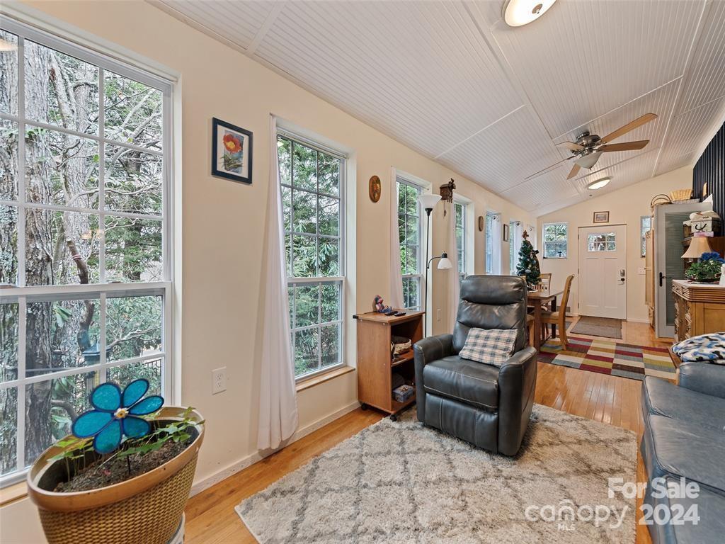 12 Belisle Lane, Maggie Valley, North Carolina, 28751, United States, 4 Bedrooms Bedrooms, ,3 BathroomsBathrooms,Residential,For Sale,12 Belisle Lane,1663193