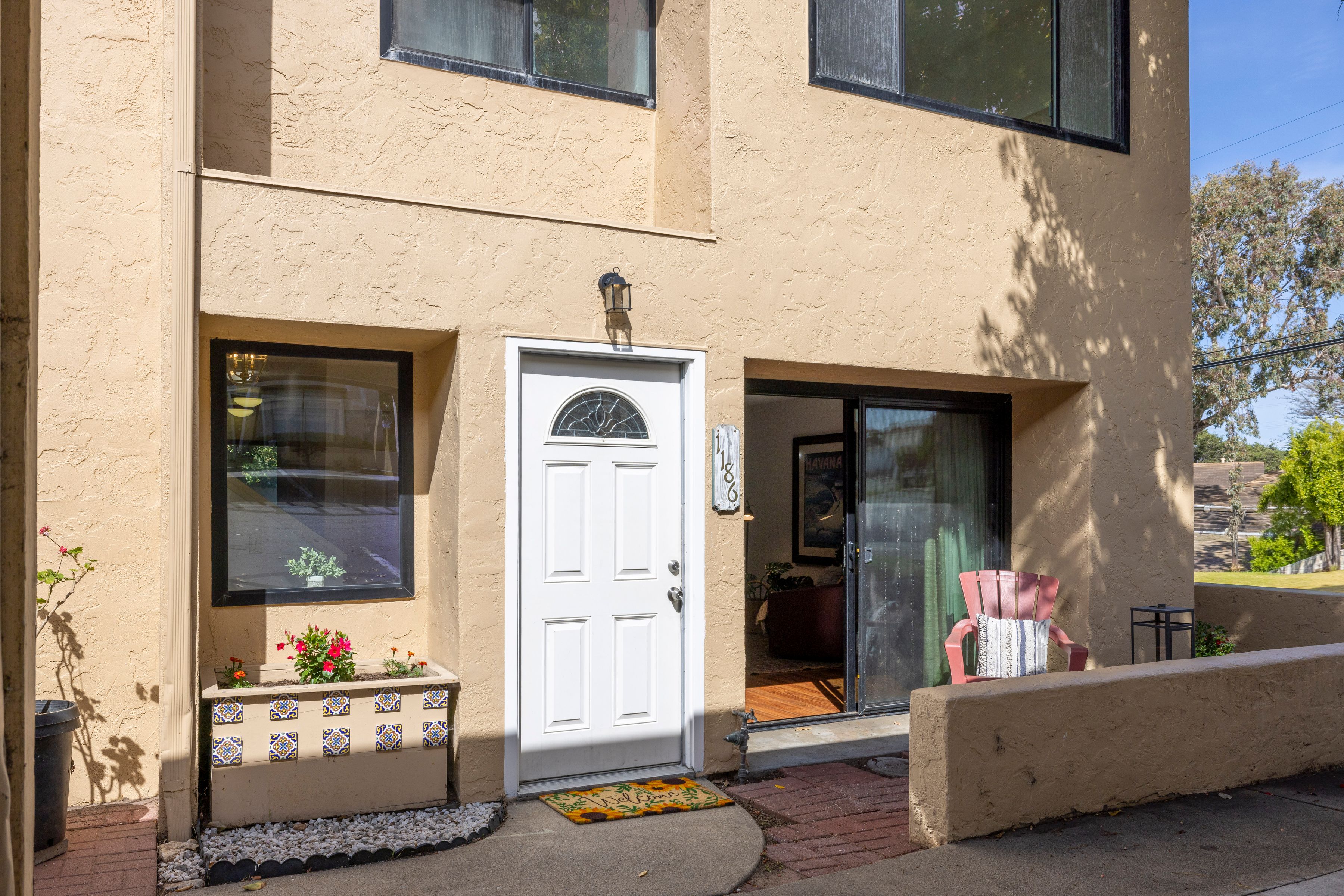  1186 Trinity Avenue - 物件實景