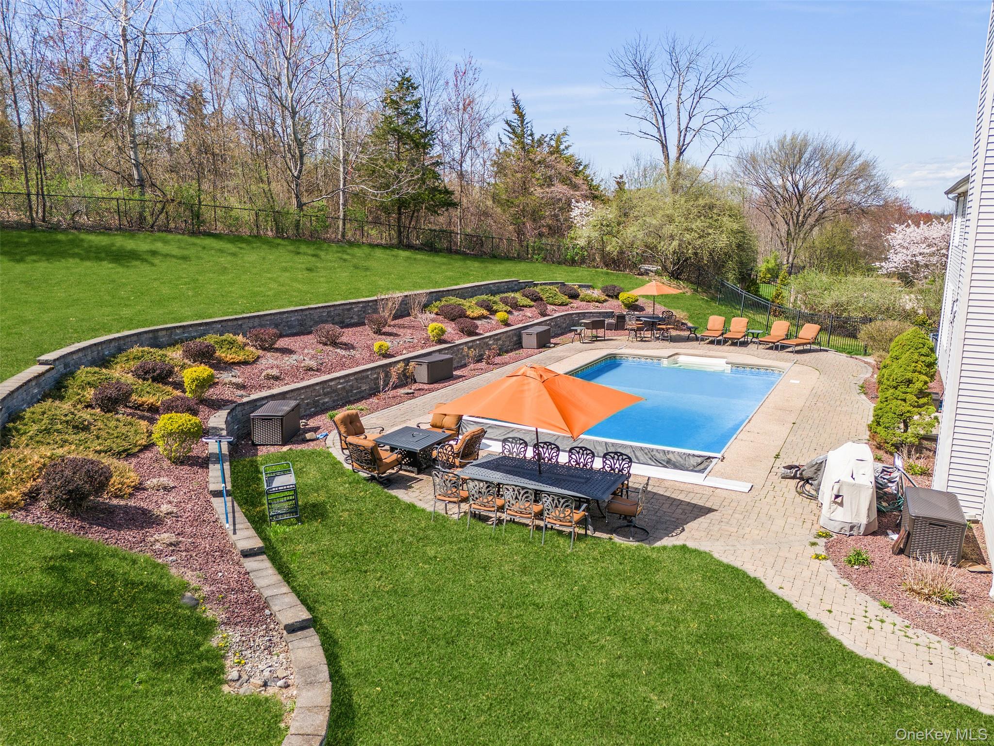 Poughkeepsie, New York, 12603, United States, 4 Bedrooms Bedrooms, ,5 BathroomsBathrooms,Residential,For Sale,1916939
