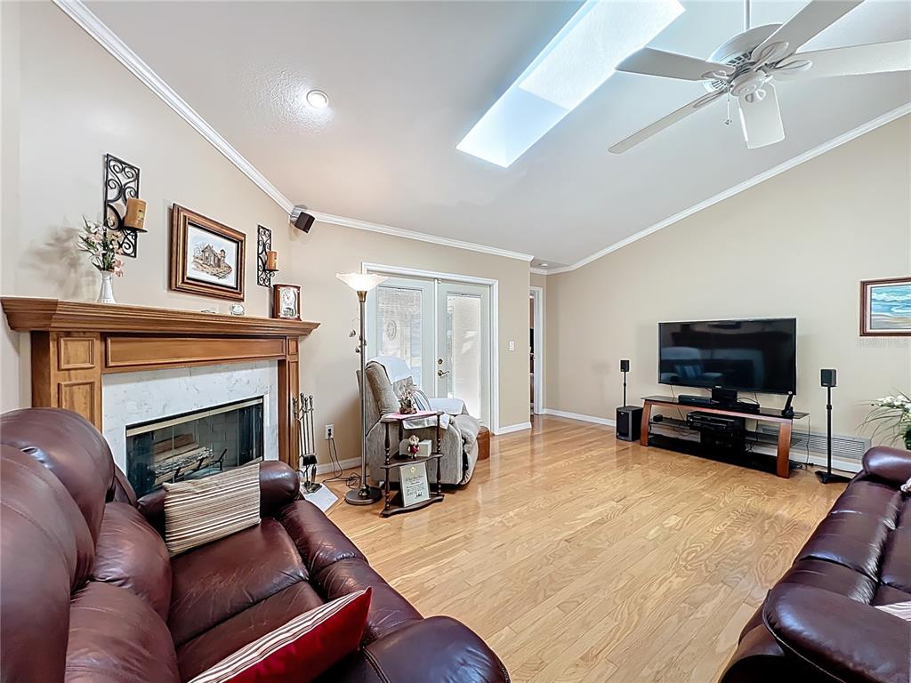 Altamonte Springs, Florida, 32701, United States, 4 Bedrooms Bedrooms, ,3 BathroomsBathrooms,Residential,For Sale,1997345