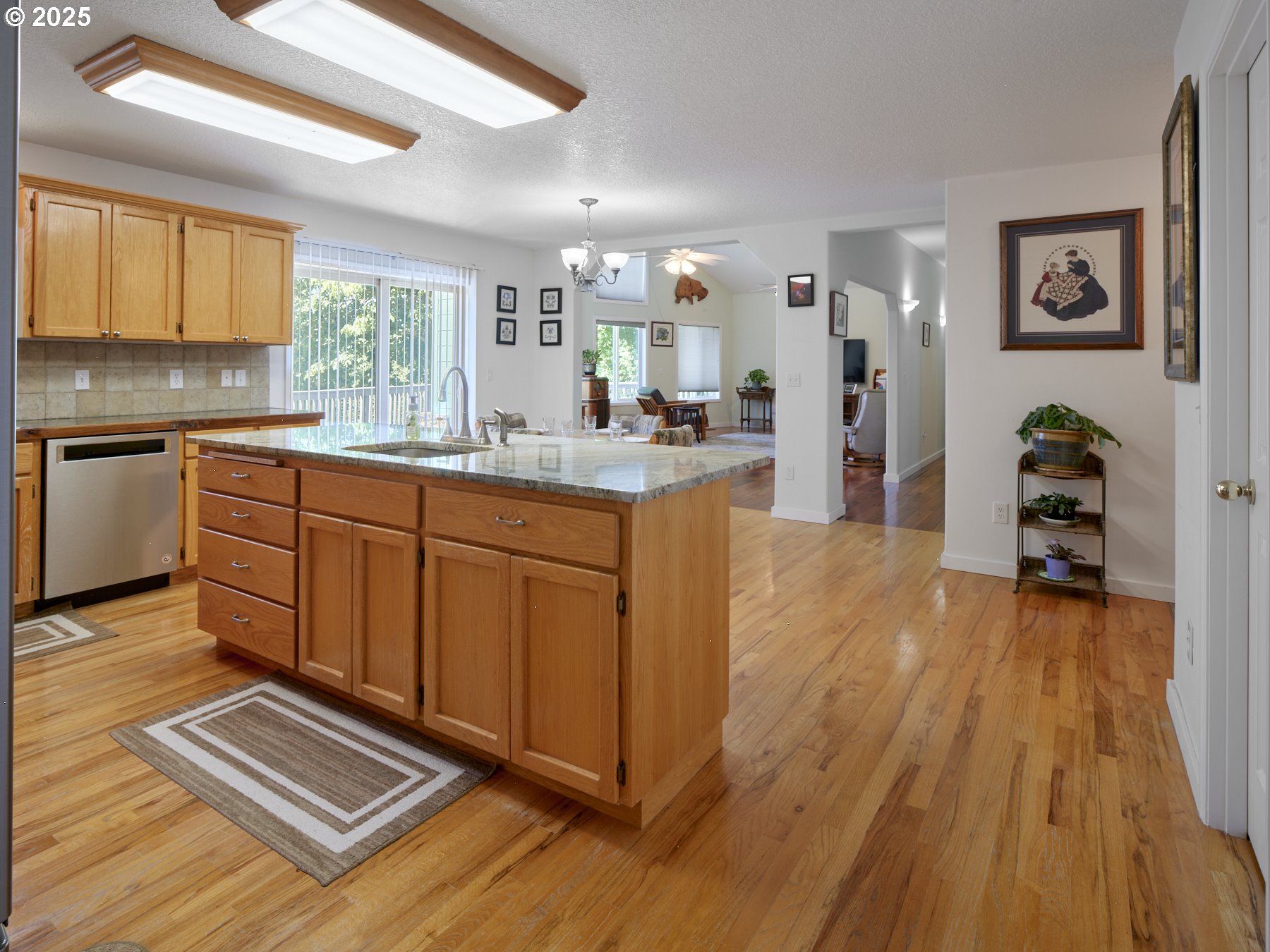 Ariel, Washington, 98603, United States, 3 Bedrooms Bedrooms, ,2 BathroomsBathrooms,Residential,For Sale,1891674