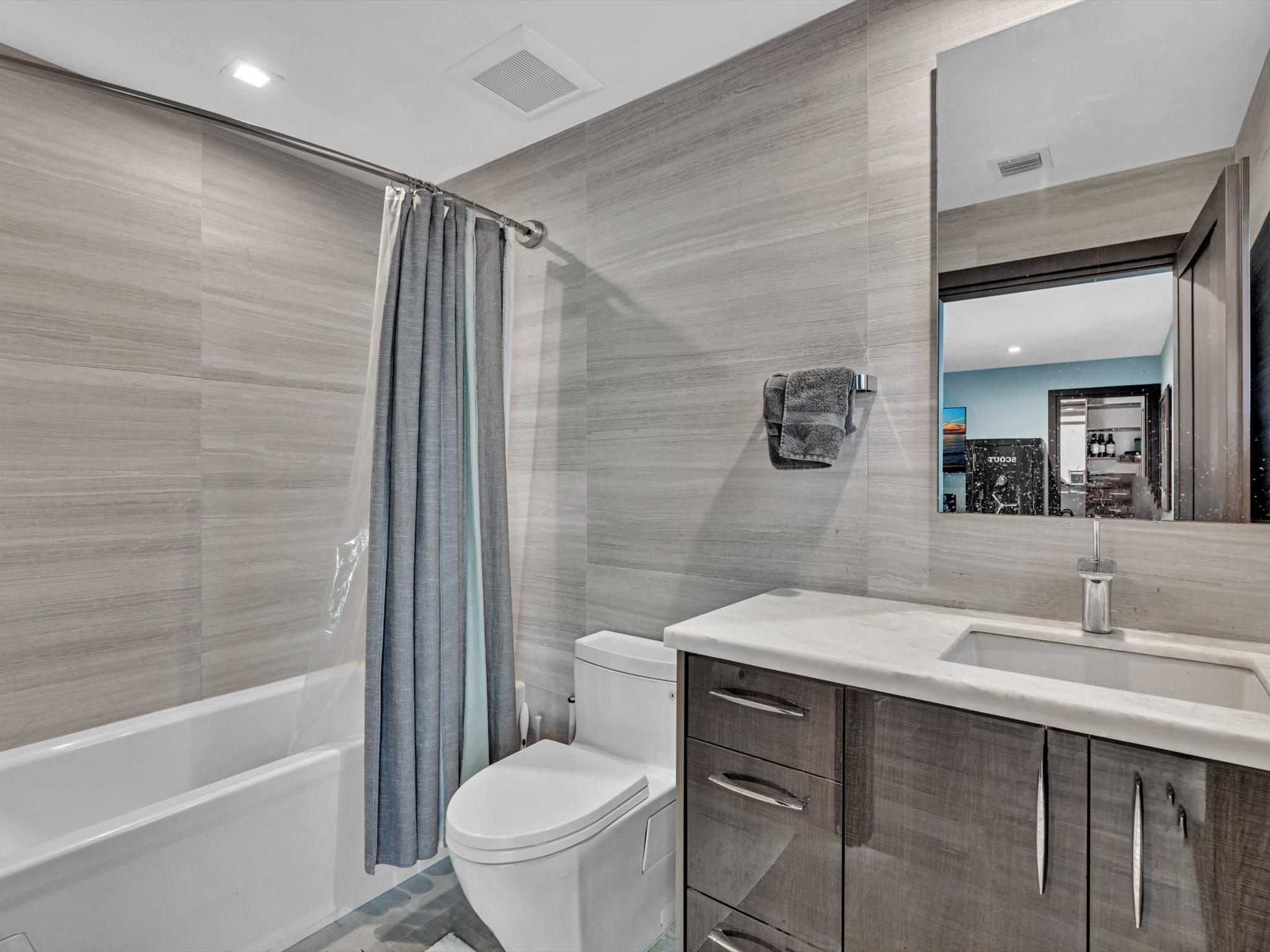 Fort Lauderdale, Florida, 33308, United States, 7 Bedrooms Bedrooms, ,8 BathroomsBathrooms,Residential,For Sale,1776092