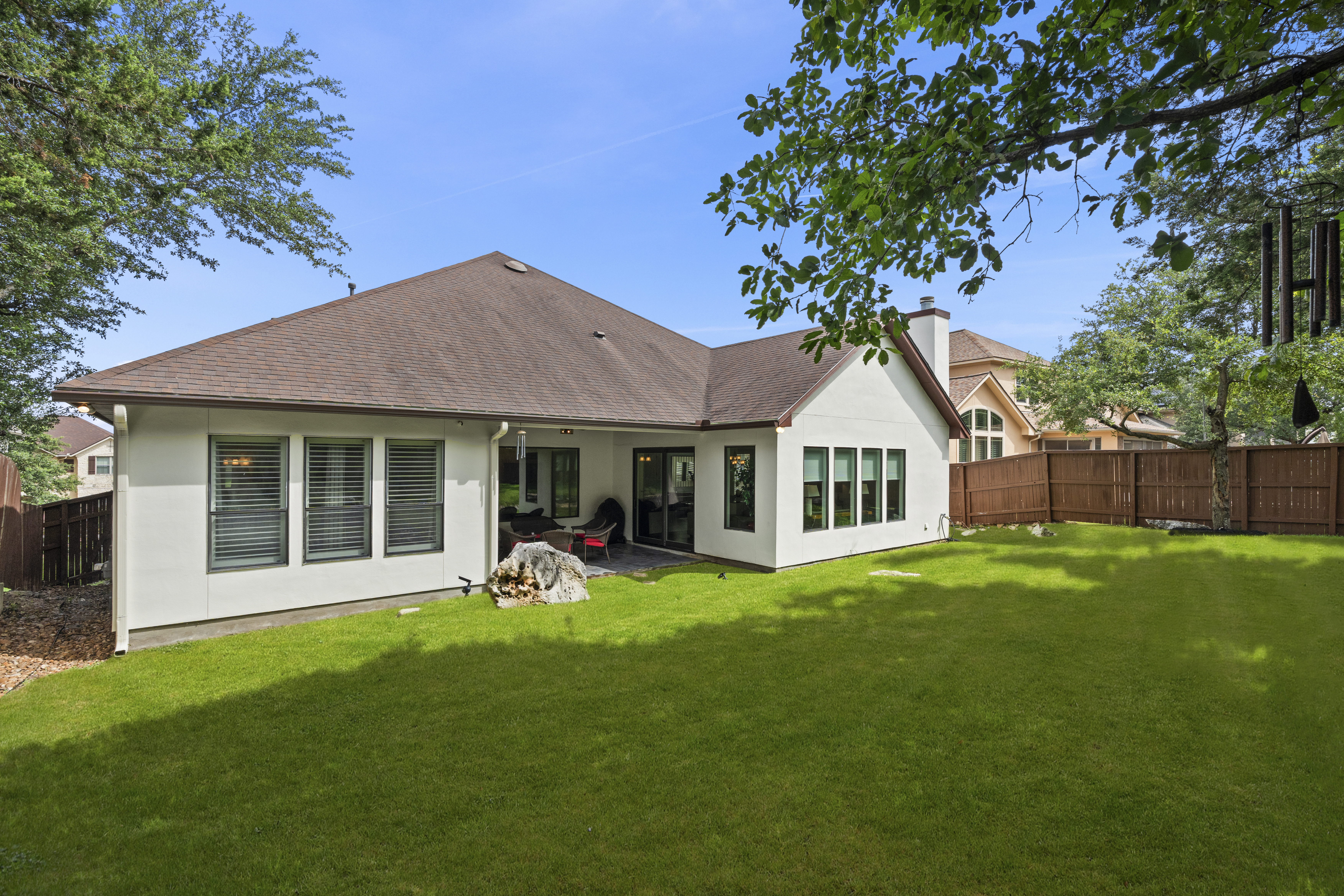  Remodeled Estate Living in Rogers Ranch - 物件實景
