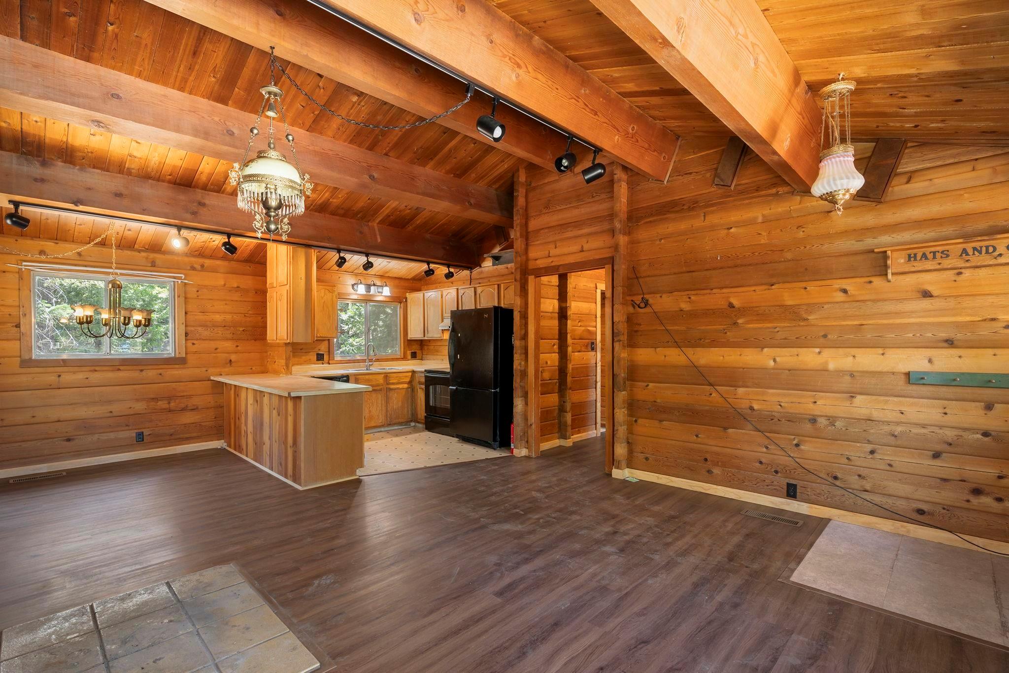Kings Beach, California, 96143, United States, 4 Bedrooms Bedrooms, ,Residential,For Sale,1895798