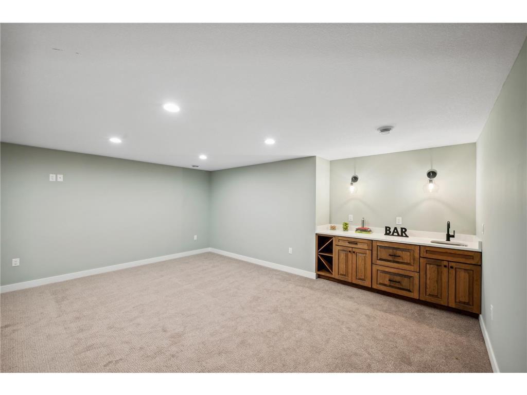 White Bear Lake, Minnesota, 55110, United States, 4 Bedrooms Bedrooms, ,2 BathroomsBathrooms,Residential,For Sale,1987781