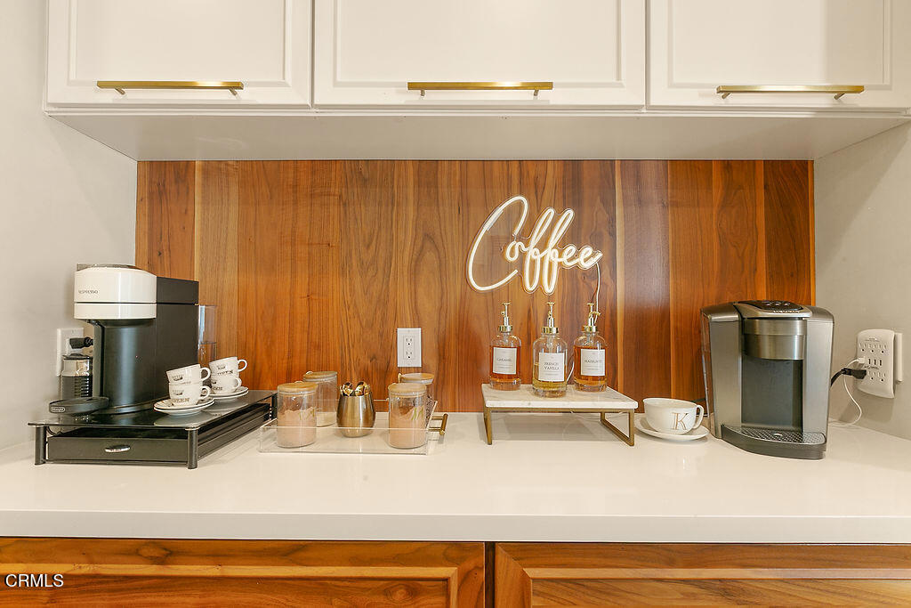 Thousand Oaks, California, 91362, United States, 4 Bedrooms Bedrooms, ,4 BathroomsBathrooms,Residential,For Sale,1997017