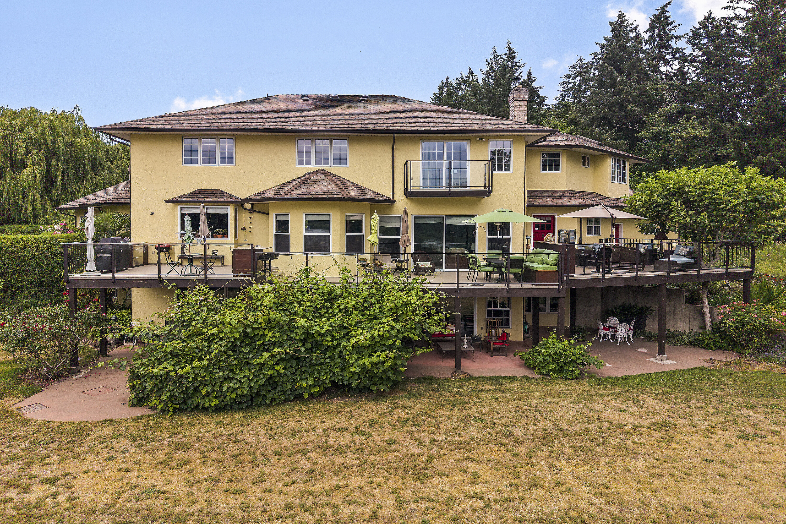  Remarkable Lakefront Estate - 物件實景