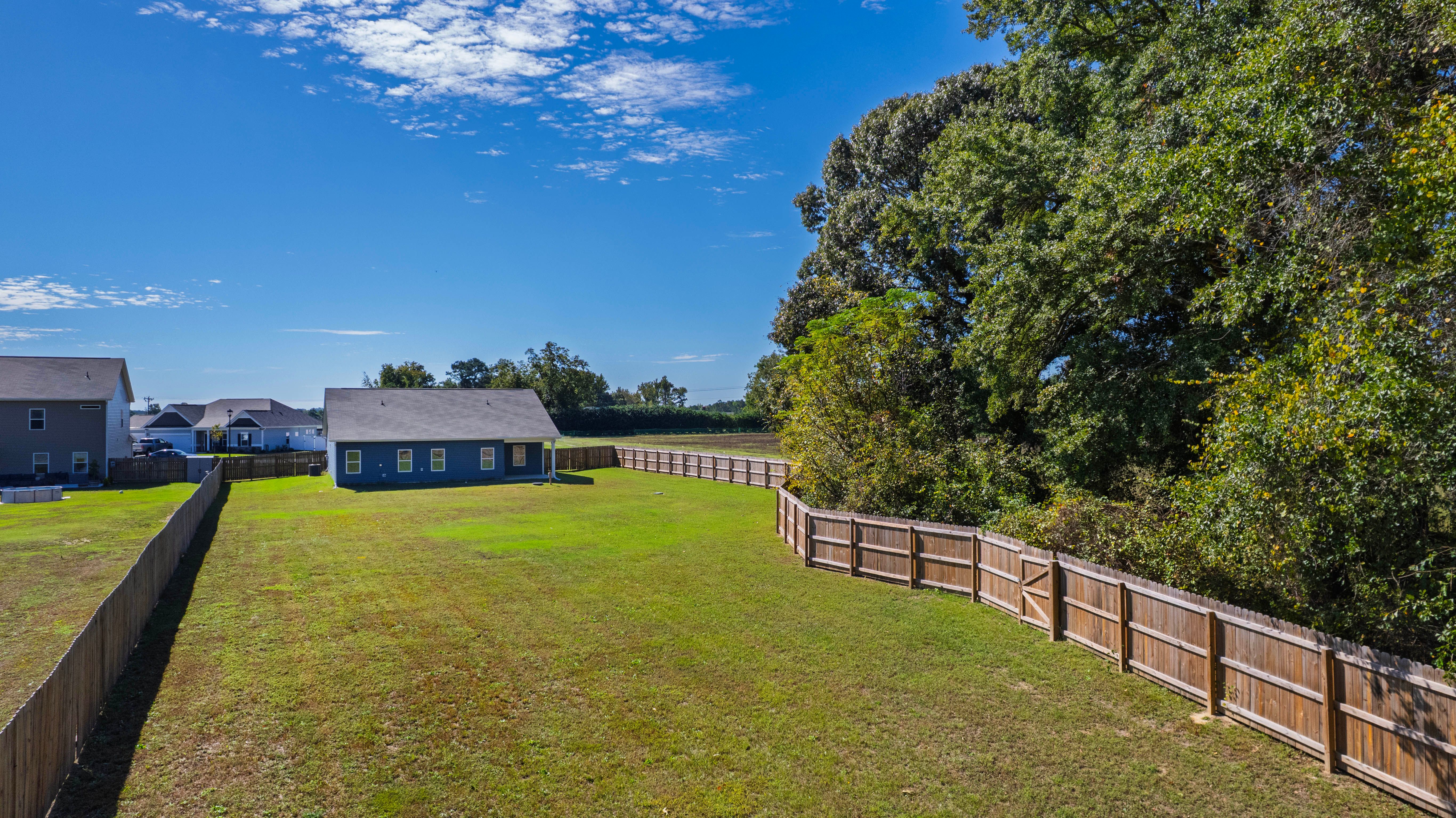  220 Citizens Court, Four Oaks, NC 27524 - 物件實景