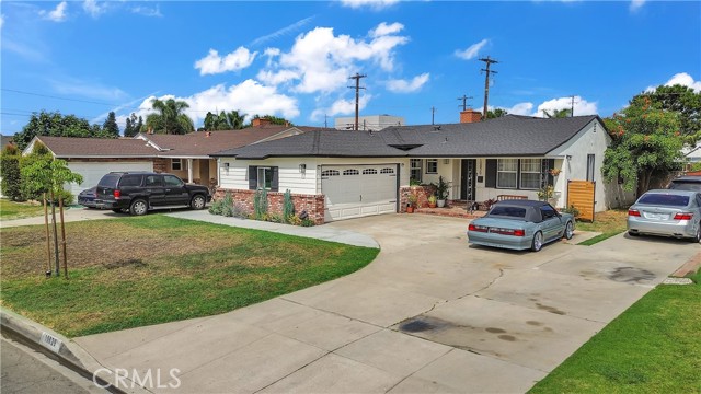 Downey, California, 90241, United States, 3 Bedrooms Bedrooms, ,2 BathroomsBathrooms,Residential,For Sale,1914661
