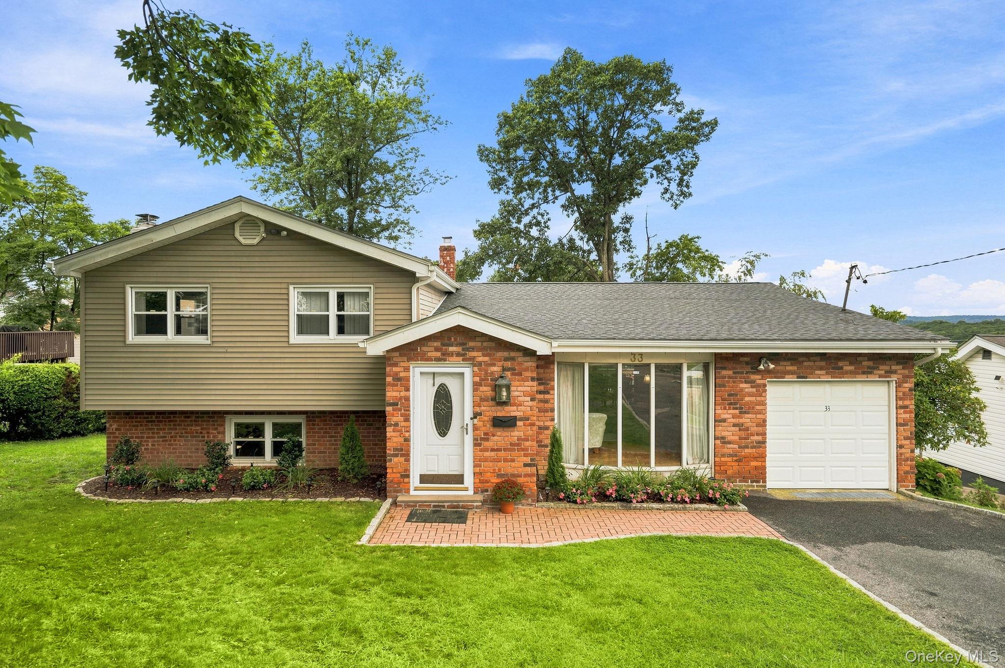 Dorchester Dr, Yonkers, NY 10710 #1