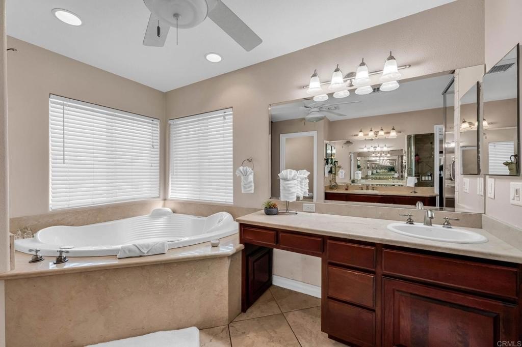 Hemet, California, 92544, United States, 5 Bedrooms Bedrooms, ,4 BathroomsBathrooms,Residential,For Sale,1940395