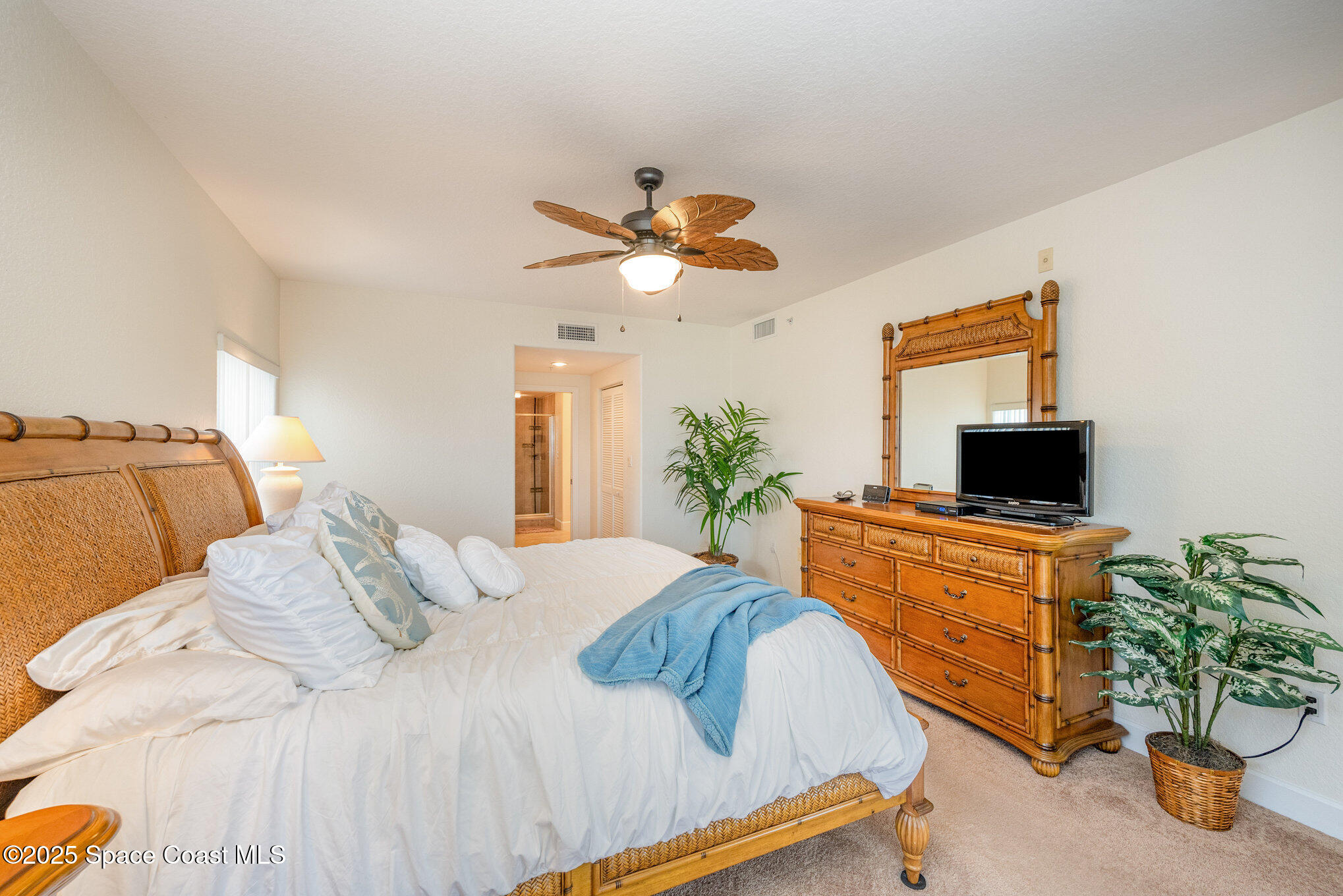 Cape Canaveral, Florida, 32920, United States, 3 Bedrooms Bedrooms, ,2 BathroomsBathrooms,Residential,For Sale,2001805