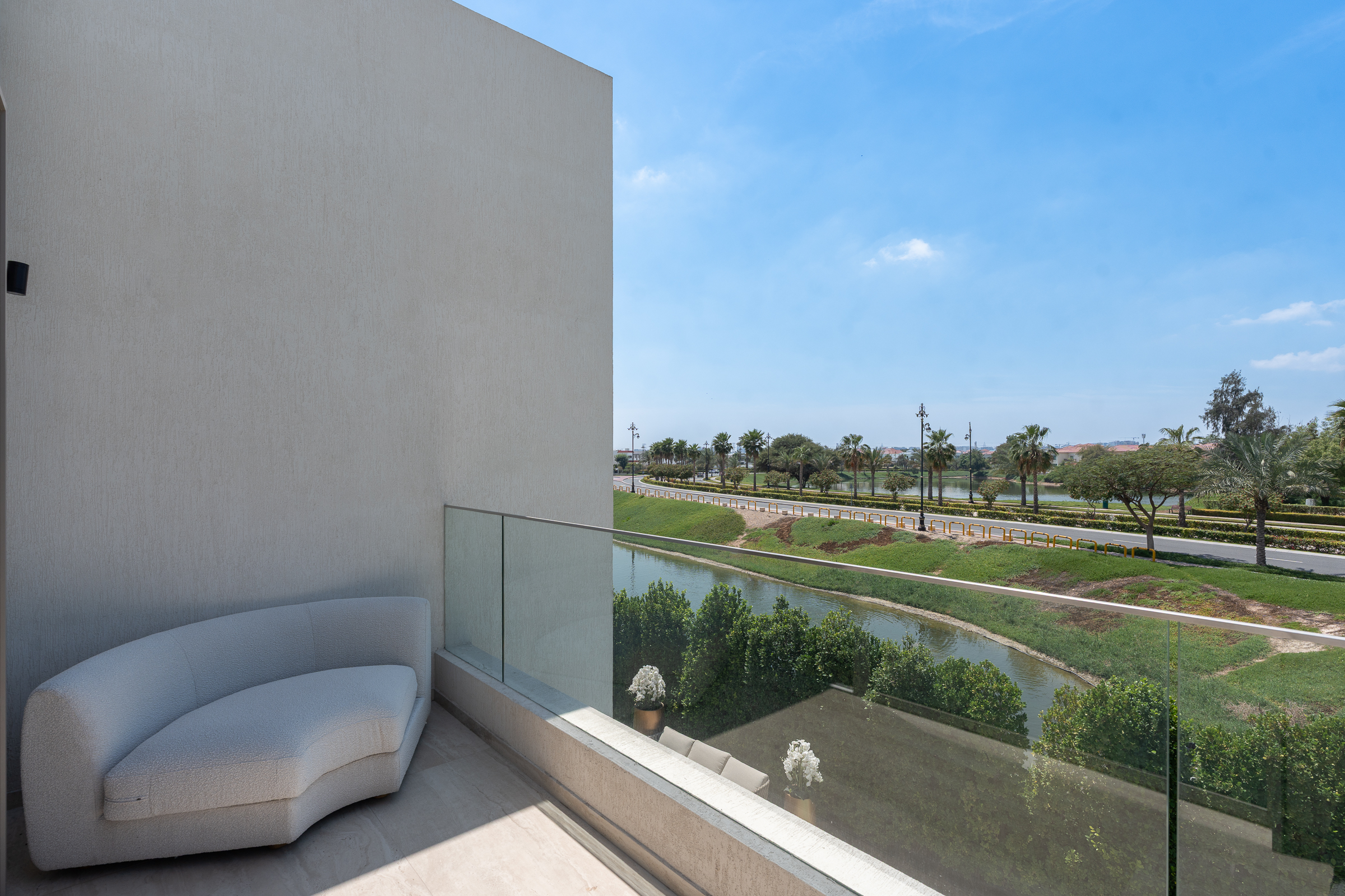  Ready-to-Move Lakefront Villa in Jumeirah Islands - 物件實景