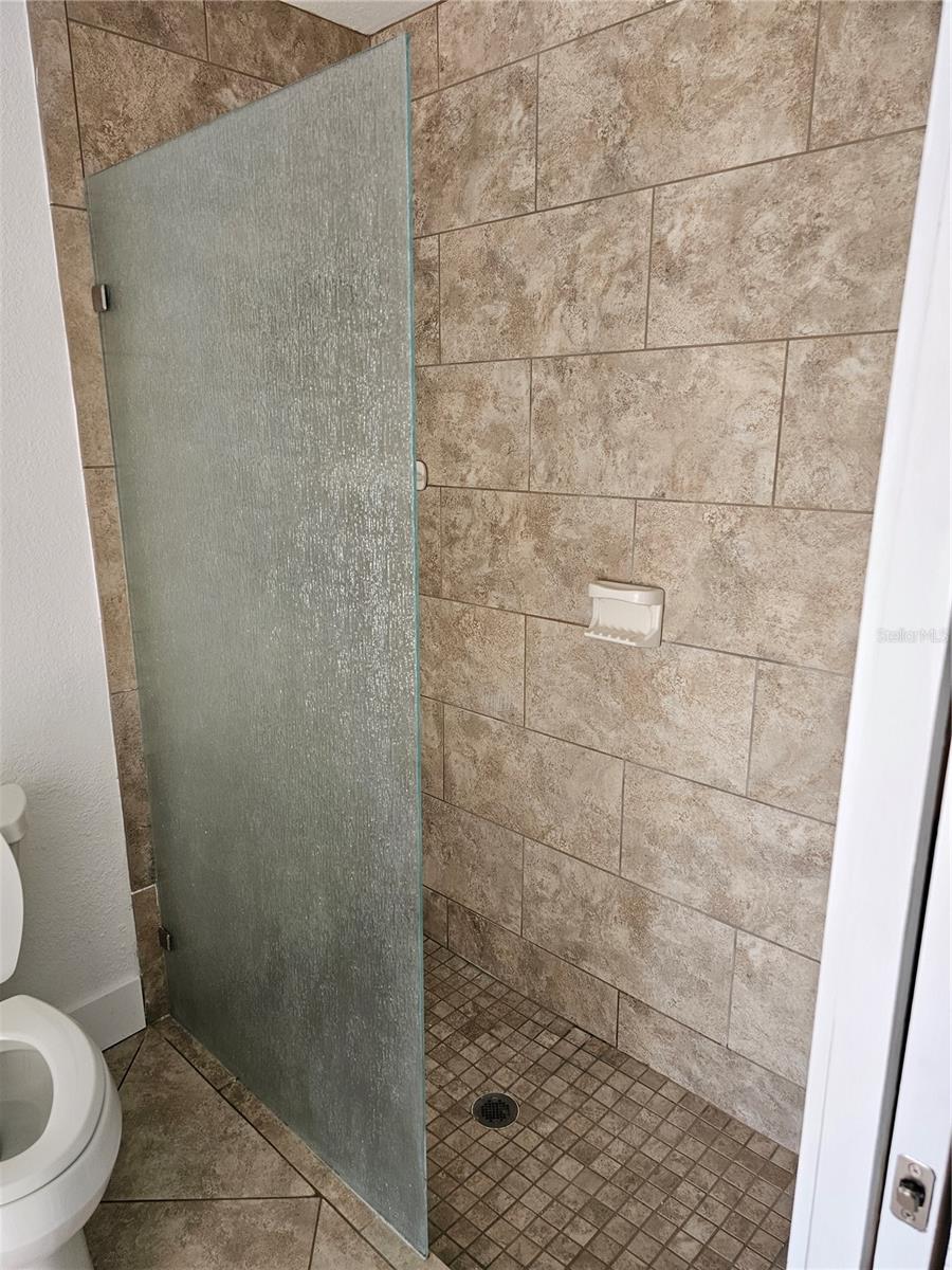 Largo, Florida, 33773, United States, 3 Bedrooms Bedrooms, ,2 BathroomsBathrooms,Residential,For Sale,1870302