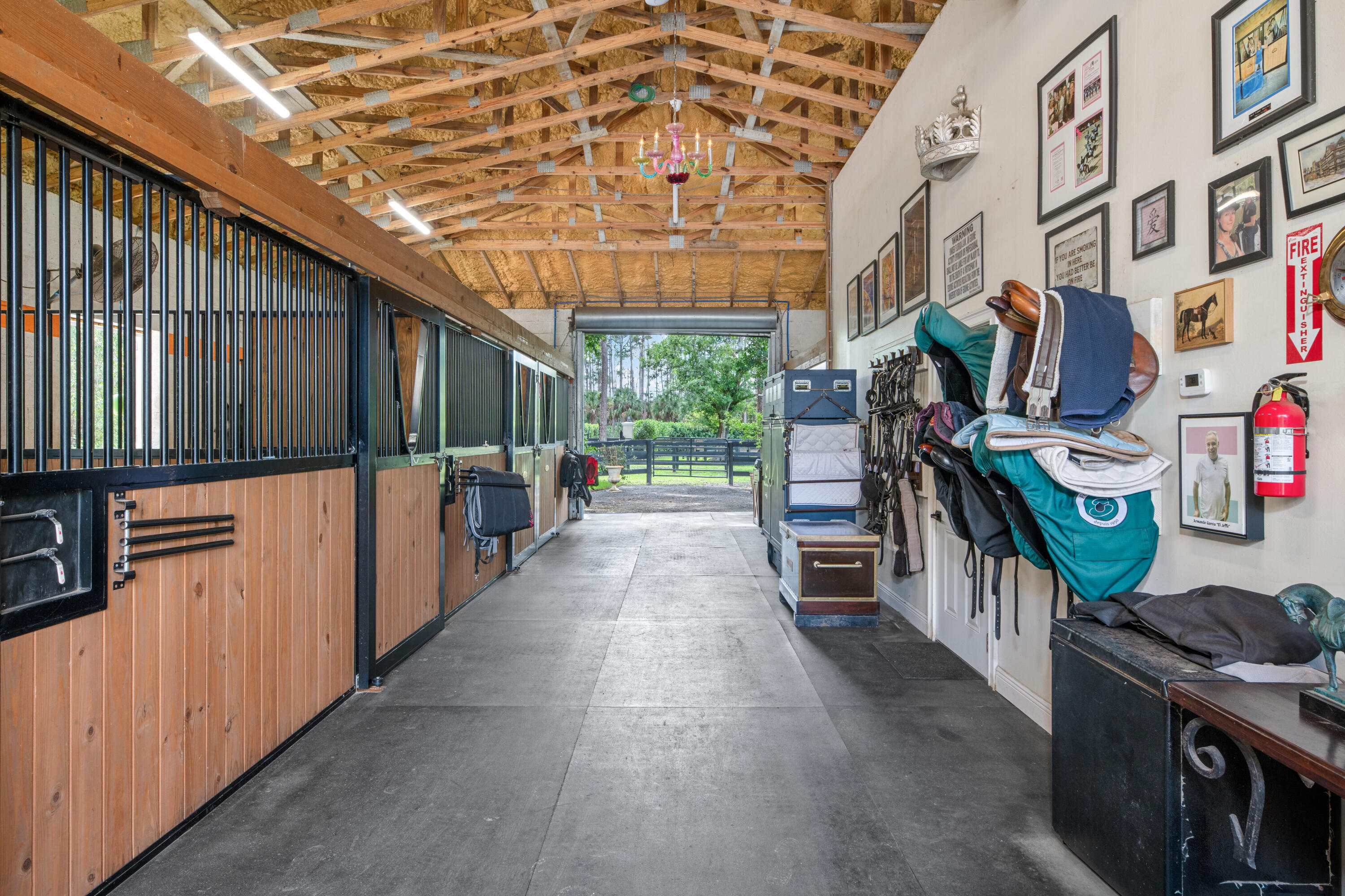  15161 Collecting Canal Road - 物件實景