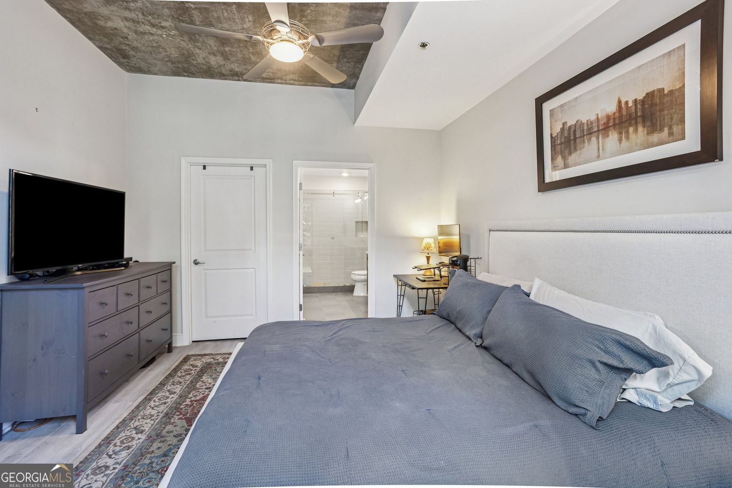 Atlanta, Georgia, 30309, United States, 2 Bedrooms Bedrooms, ,2 BathroomsBathrooms,Residential,For Sale,1964227