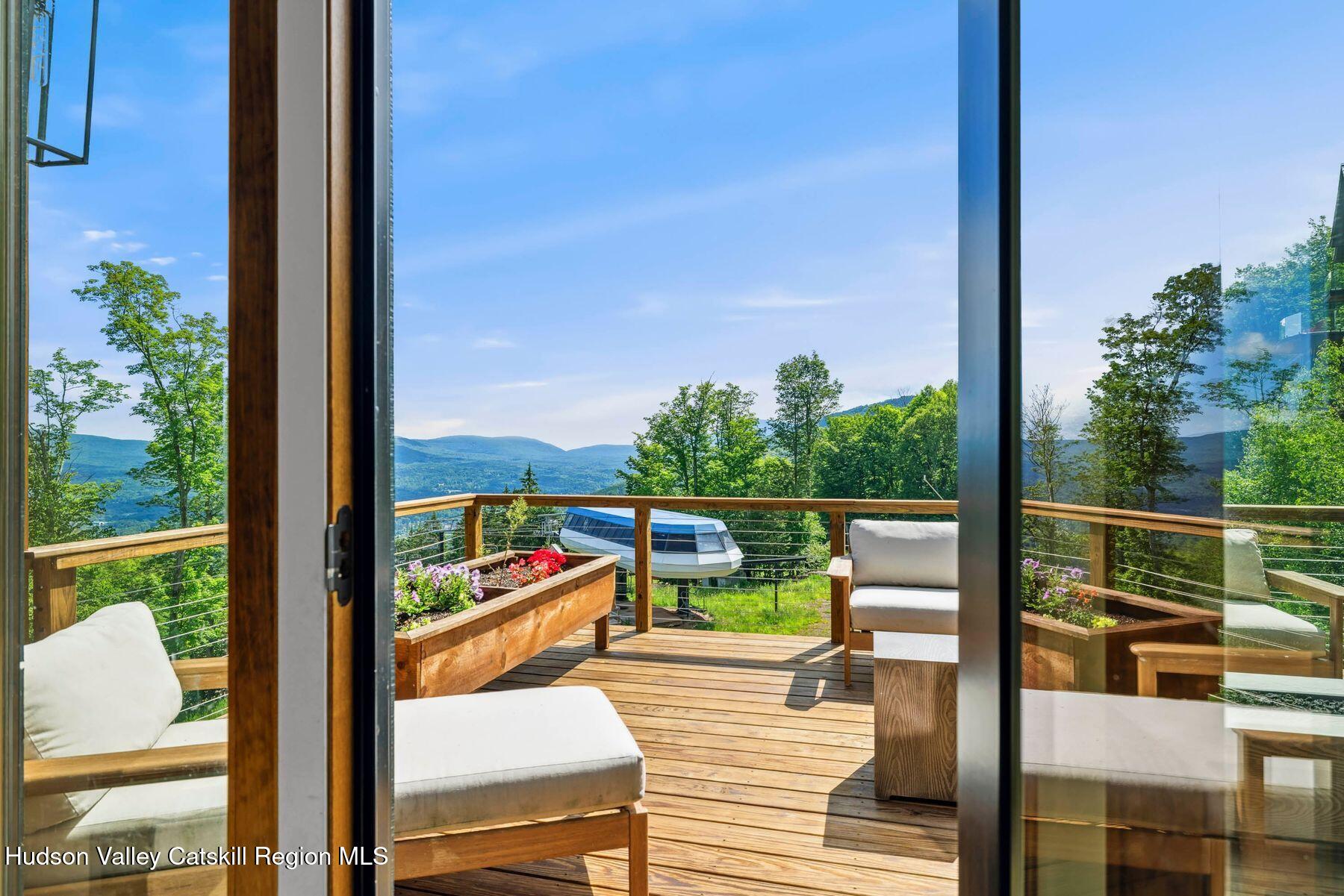 Windham, New York, 12496, United States, 6 Bedrooms Bedrooms, ,5 BathroomsBathrooms,Residential,For Sale,1905986