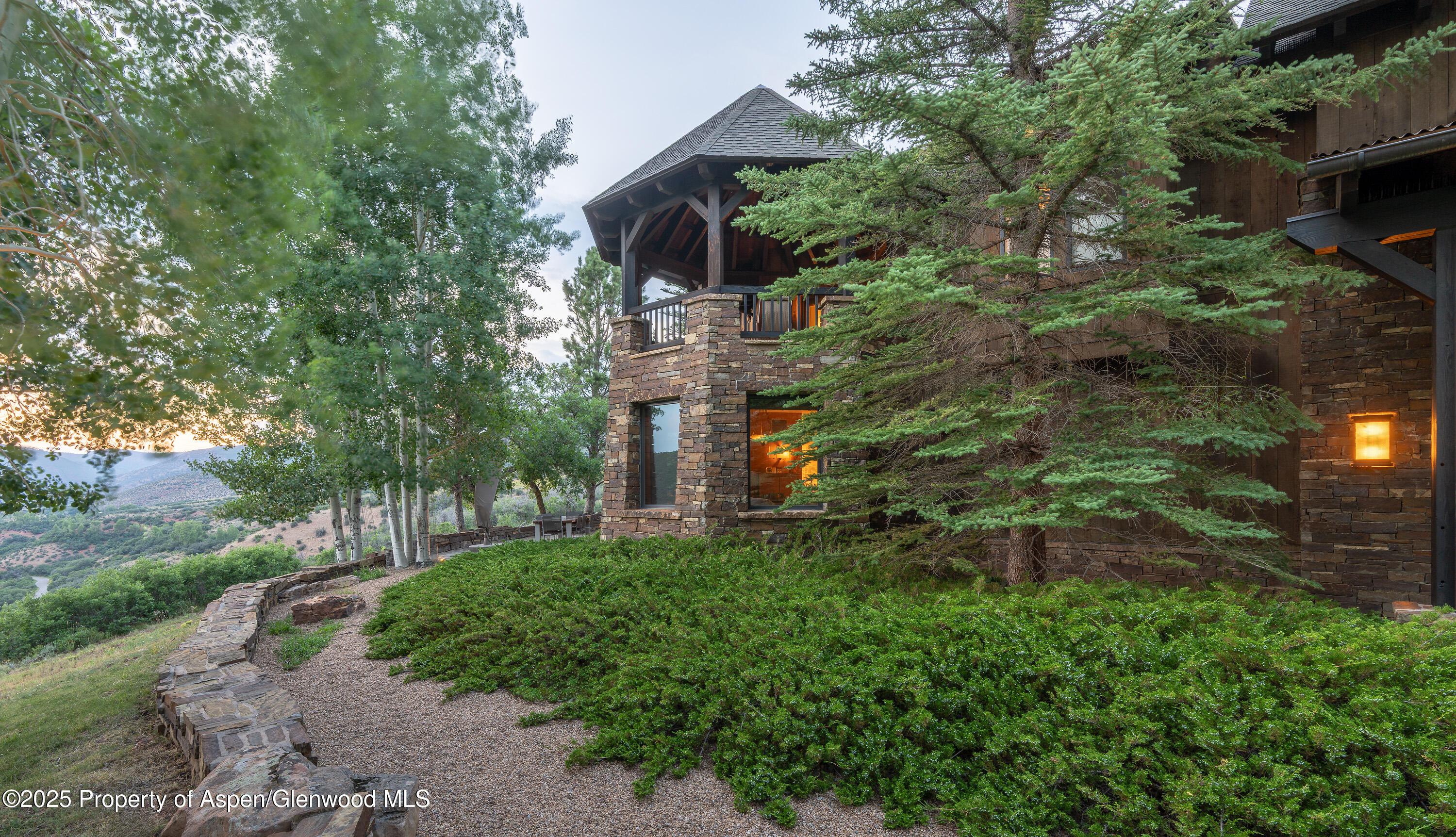 Woody Creek, Colorado, 81656, United States, 6 Bedrooms Bedrooms, ,7 BathroomsBathrooms,Residential,For Sale,1901521