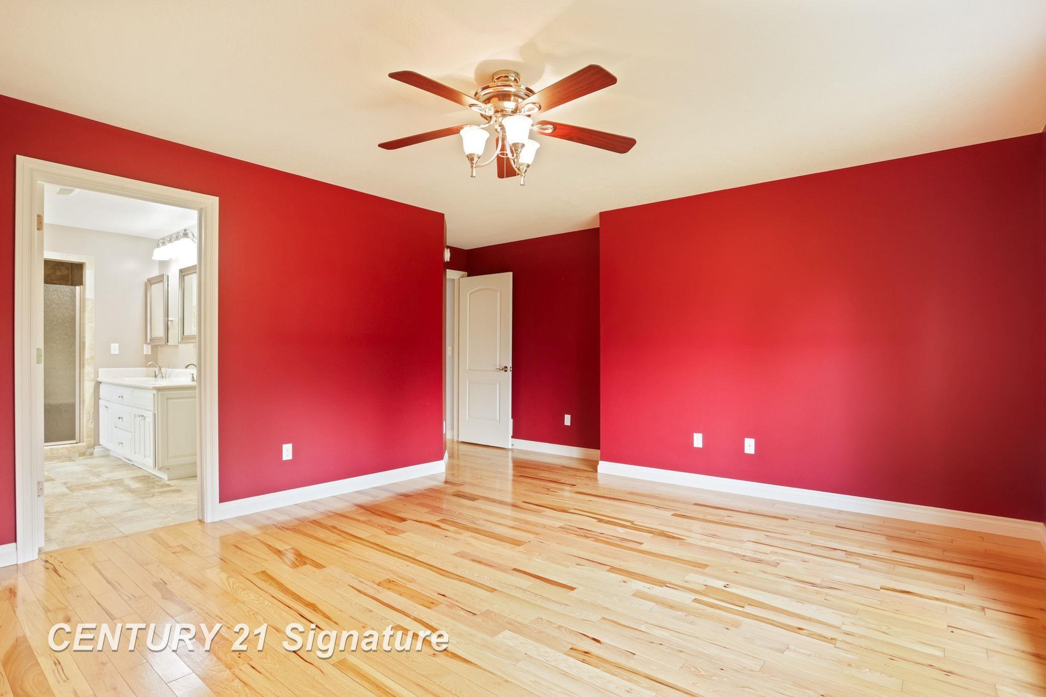 Freeland, Michigan, 48623, United States, 4 Bedrooms Bedrooms, ,3 BathroomsBathrooms,Residential,For Sale,1924442