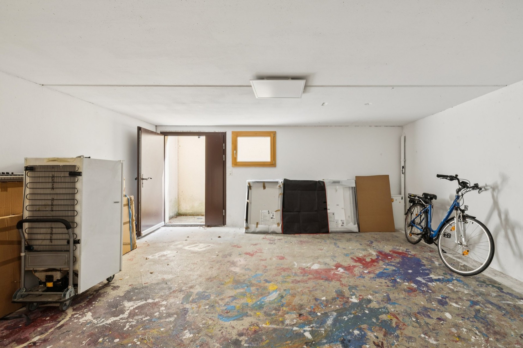  5.5-room single-family home with a large basement and a 1,500-square-meter lot - 物件實景