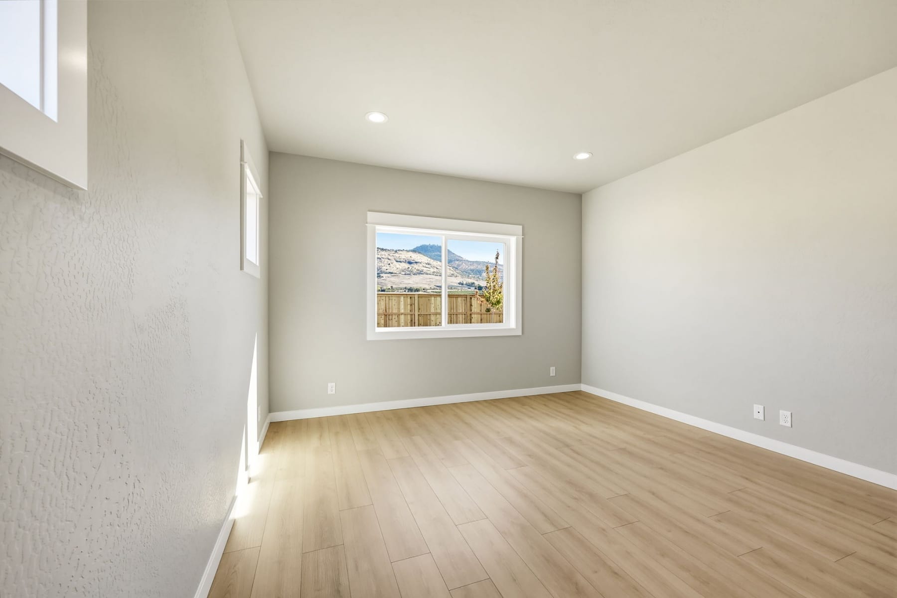  3220 Garner Way Medford, OR 97504 - 物件實景
