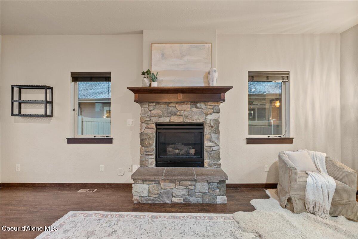 Coeur D'alene, Idaho, 83815, United States, 4 Bedrooms Bedrooms, ,2 BathroomsBathrooms,Residential,For Sale,1989025