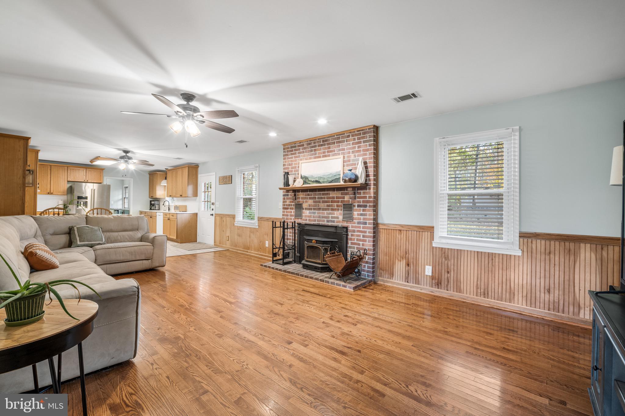 Stafford, Virginia, 22556, United States, 3 Bedrooms Bedrooms, ,2 BathroomsBathrooms,Residential,For Sale,1987062