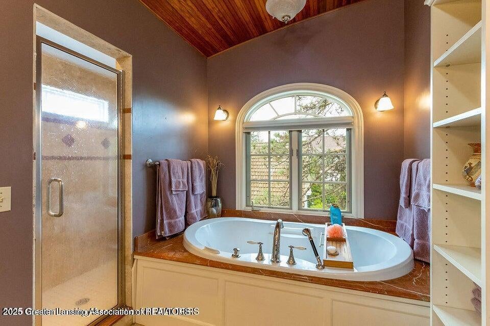East Lansing, Michigan, 48823, United States, 6 Bedrooms Bedrooms, ,6 BathroomsBathrooms,Residential,For Sale,1992121