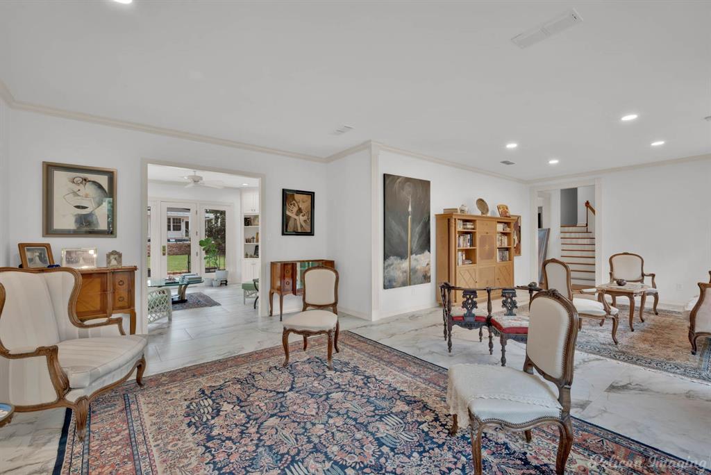 Shreveport, Louisiana, 71106, United States, 5 Bedrooms Bedrooms, ,6 BathroomsBathrooms,Residential,For Sale,1942292
